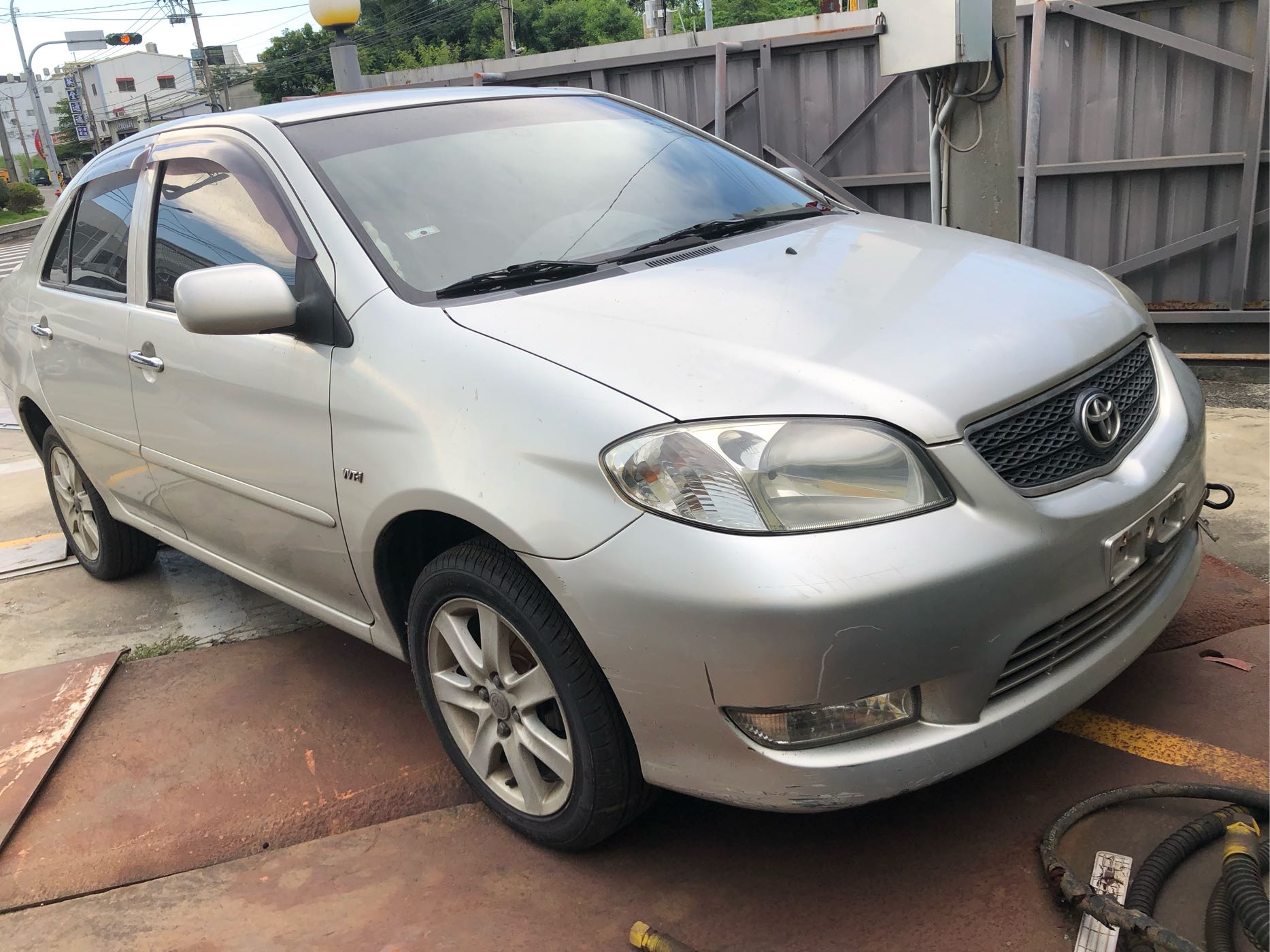 報廢車 零件車 -- 國瑞豐田 Toyta vios 2004 1.5cc 零件拆賣