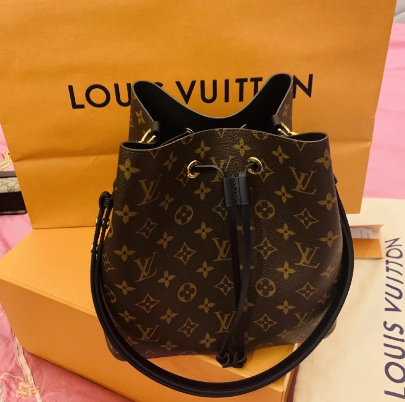 simon二手正品 LV Neonoe 水桶包 單肩包 手提包 M44020黑色 LV老花 LV水桶包 現貨