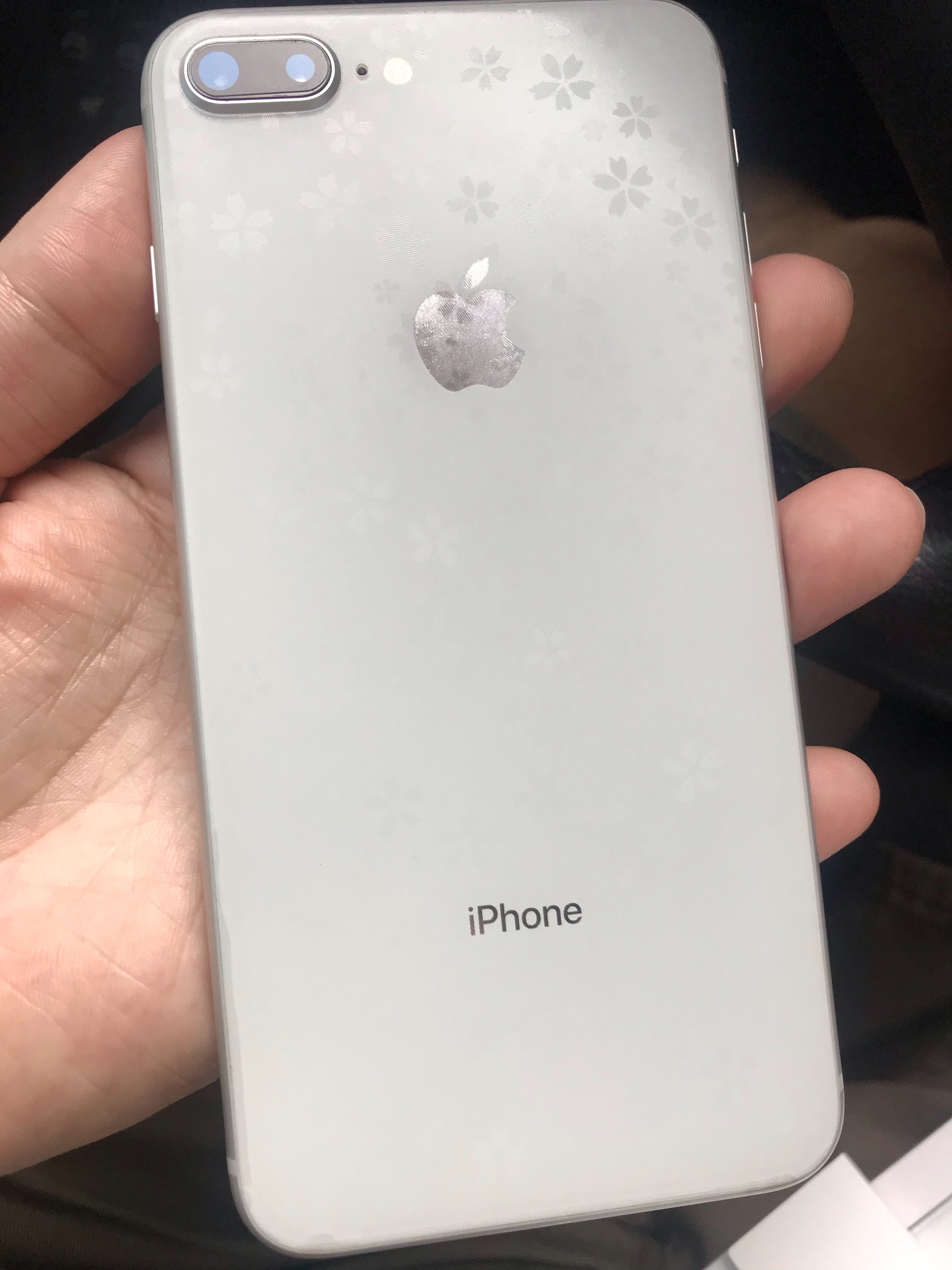 Apple iPhone 8 Plus 256GB~銀白..9.2成新| Yahoo奇摩拍賣