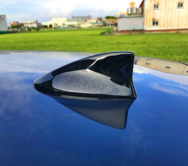 圓夢工廠 Nissan Sentra Teana Altima 改裝 車頂 鯊魚鰭 飾貼 烤漆黑 烤漆銀 烤漆白