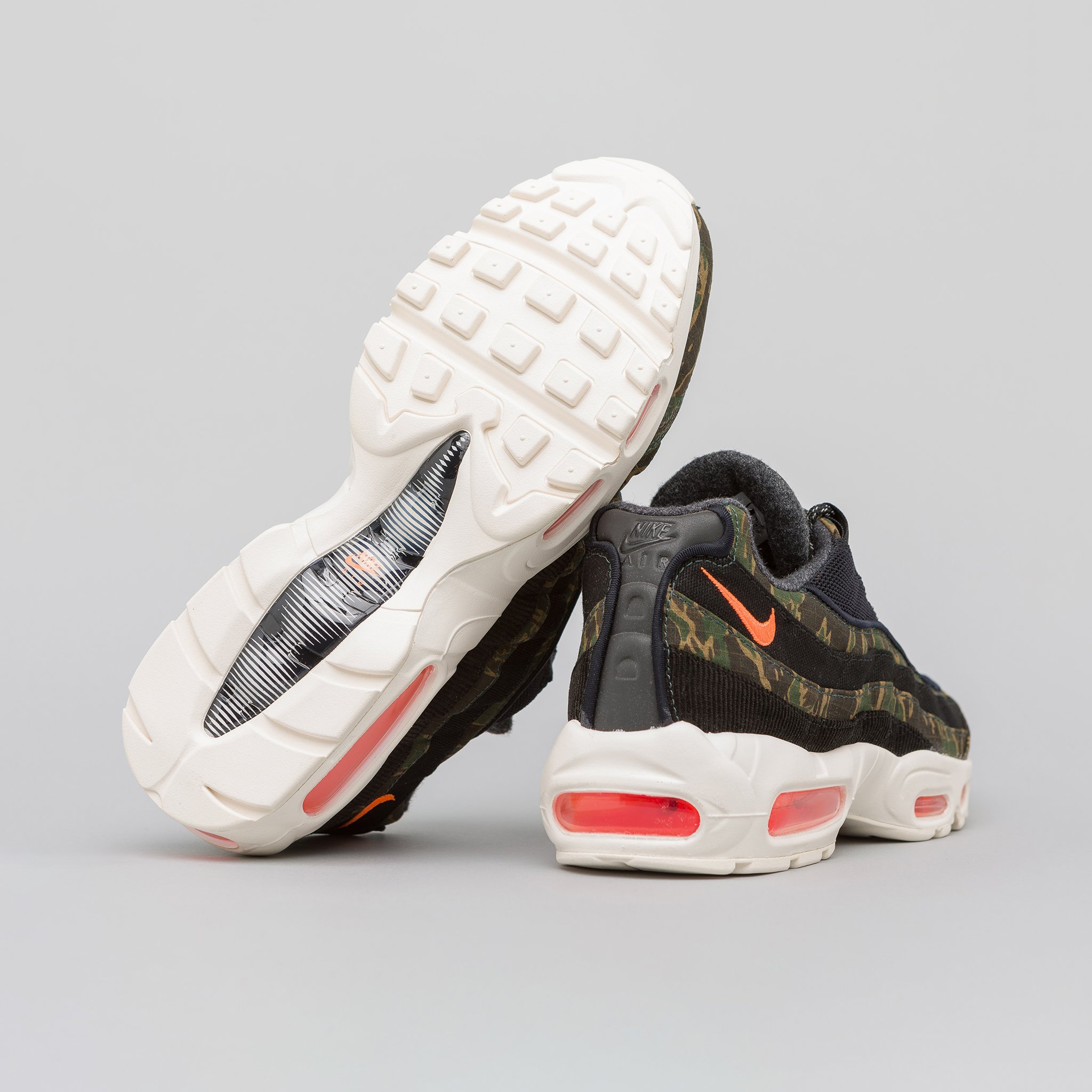 NIKE AIR MAX 95 × CARHARTT WIP 28.5cm-