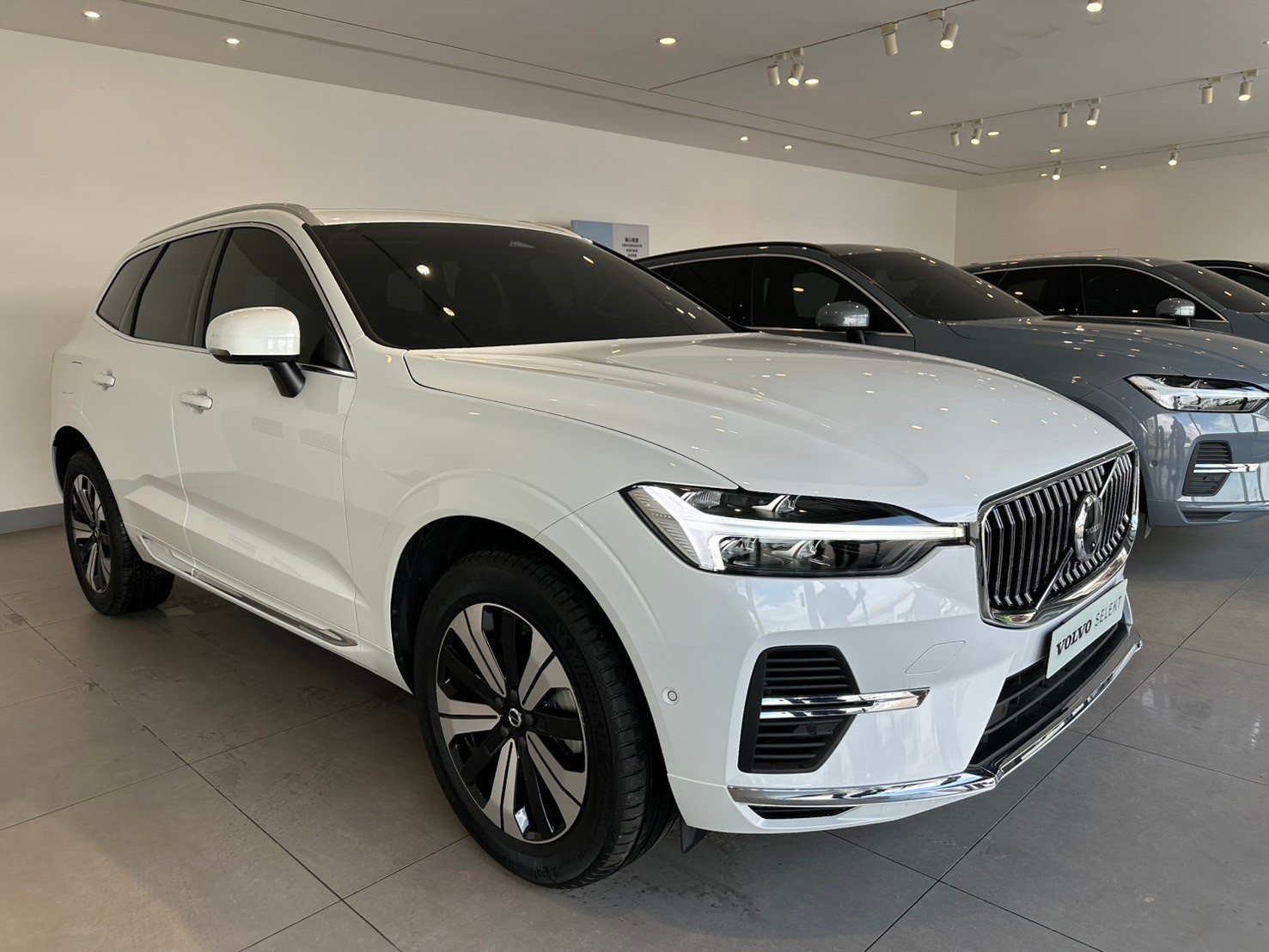 2023 Volvo 富豪 Xc60