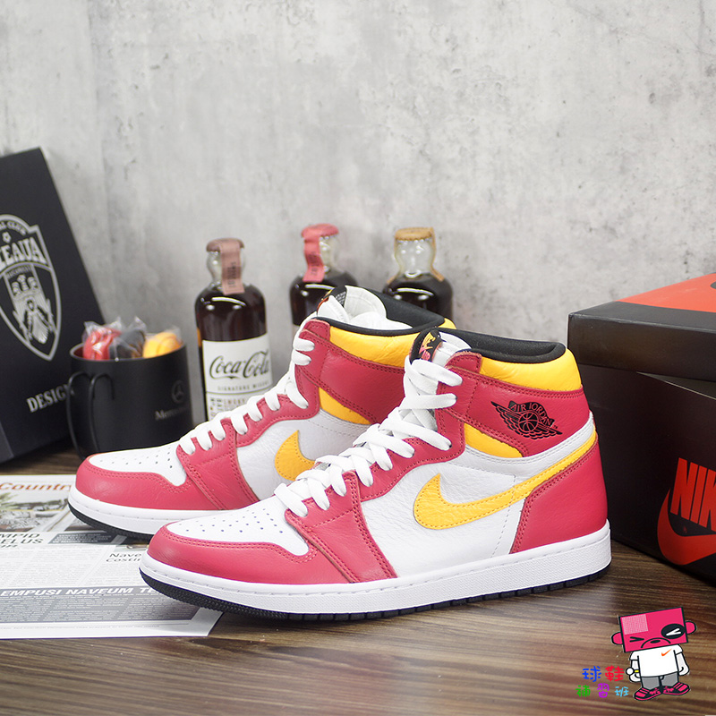 球鞋補習班NIKE AIR JORDAN 1 OG LIGH FUSION RED 桃黃麥當勞555088