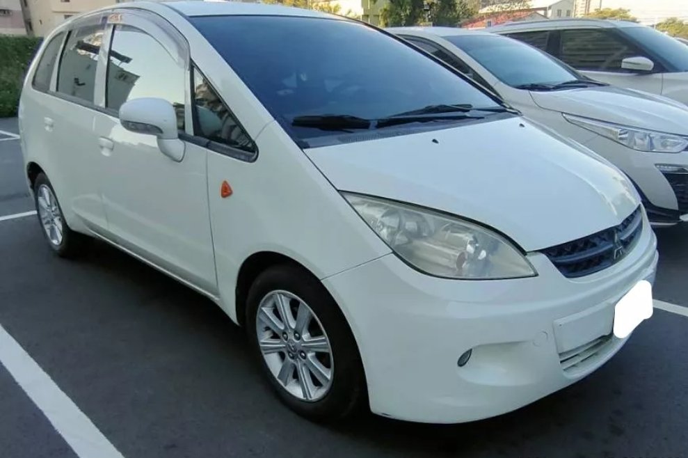 2013 Mitsubishi 三菱 Colt plus