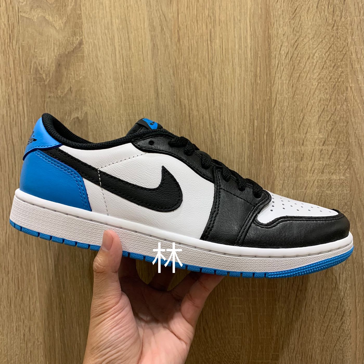 全新現貨Air Jordan 1 Low OG UNC 黑白藍黑頭水藍男女同款CZ0790-104