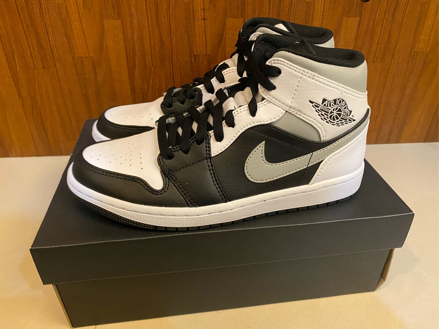 S.M.P】Nike Air Jordan 1 Mid 白影子銀黑554724-073 | Yahoo奇摩拍賣