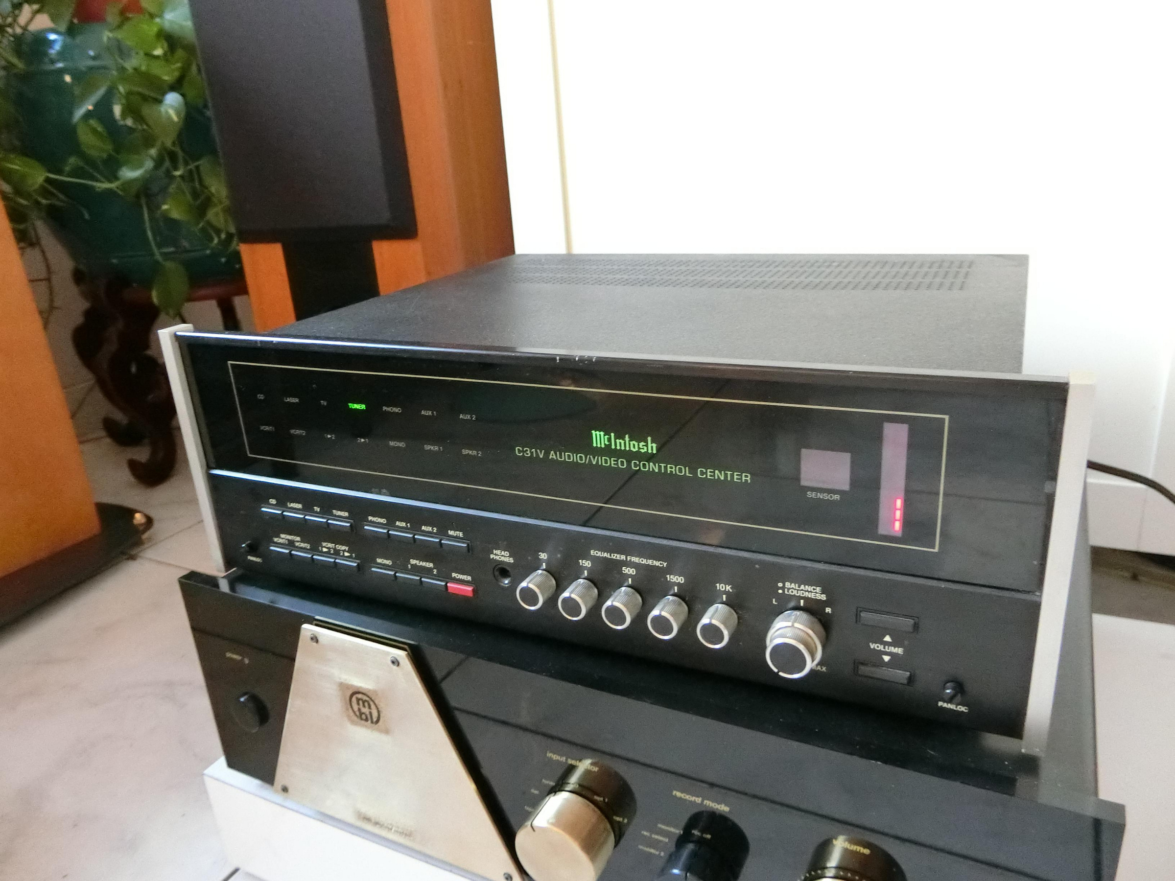 Mcintosh C31 前級, 麥景圖