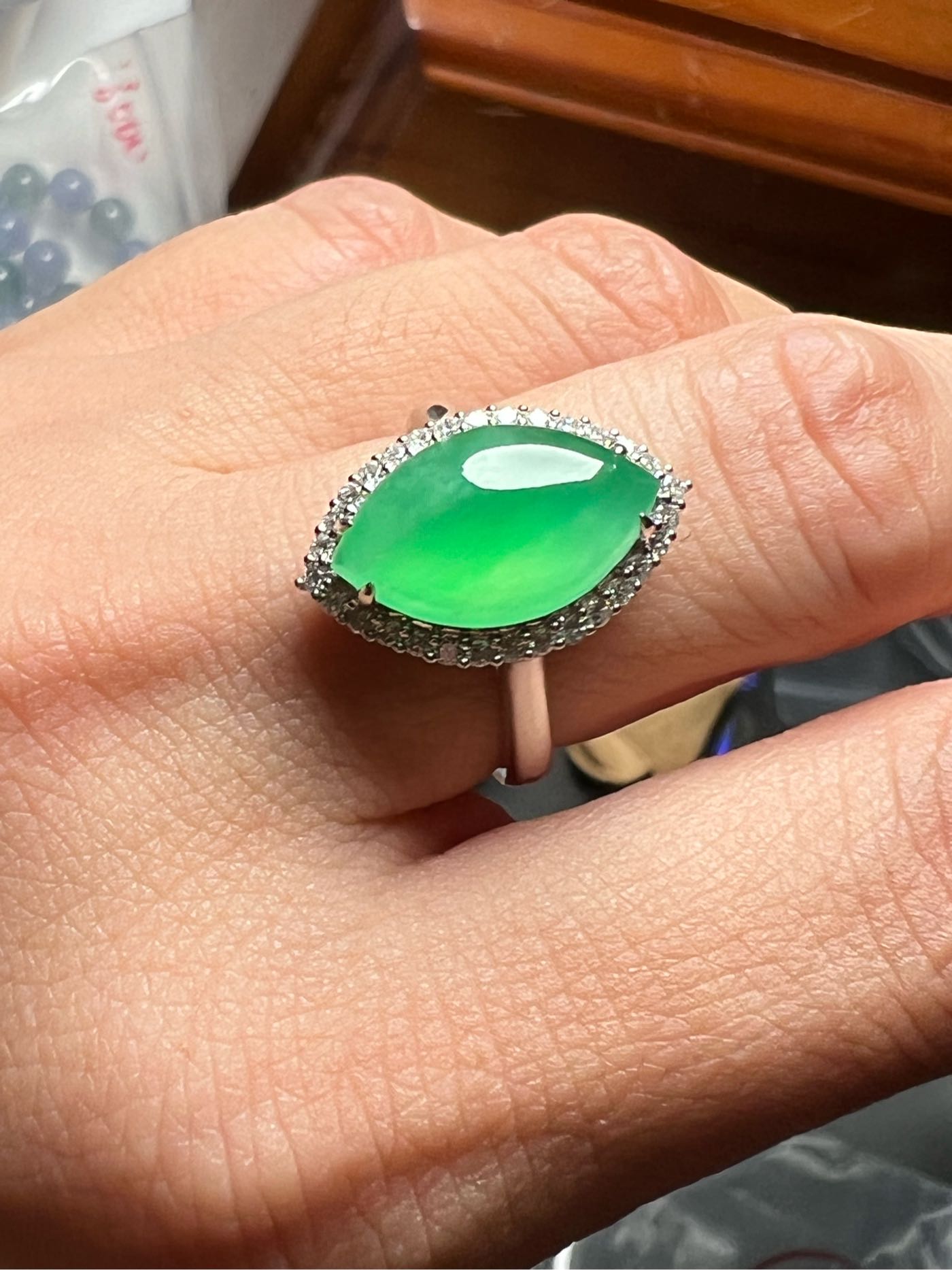 美しい緑、翡翠 ダイヤモンド pm 850のリング