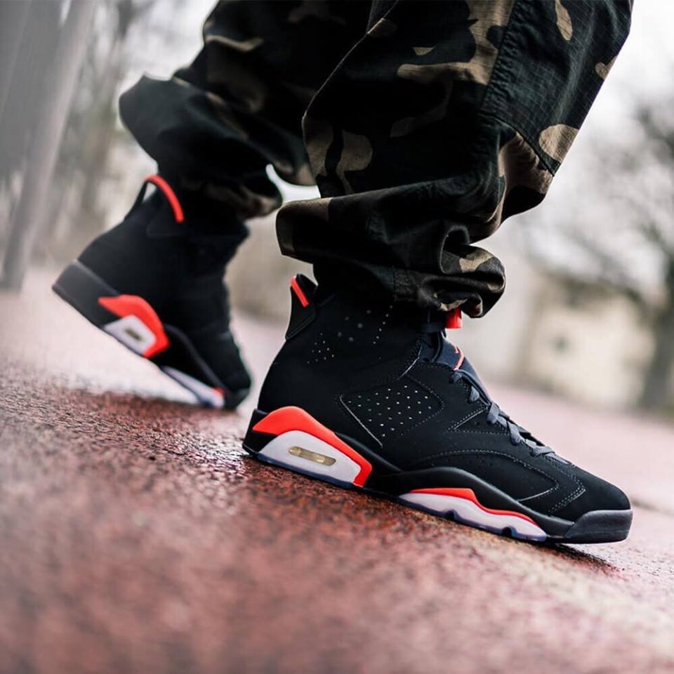 NIKE AIR JORDAN6  INFRARED BLACK