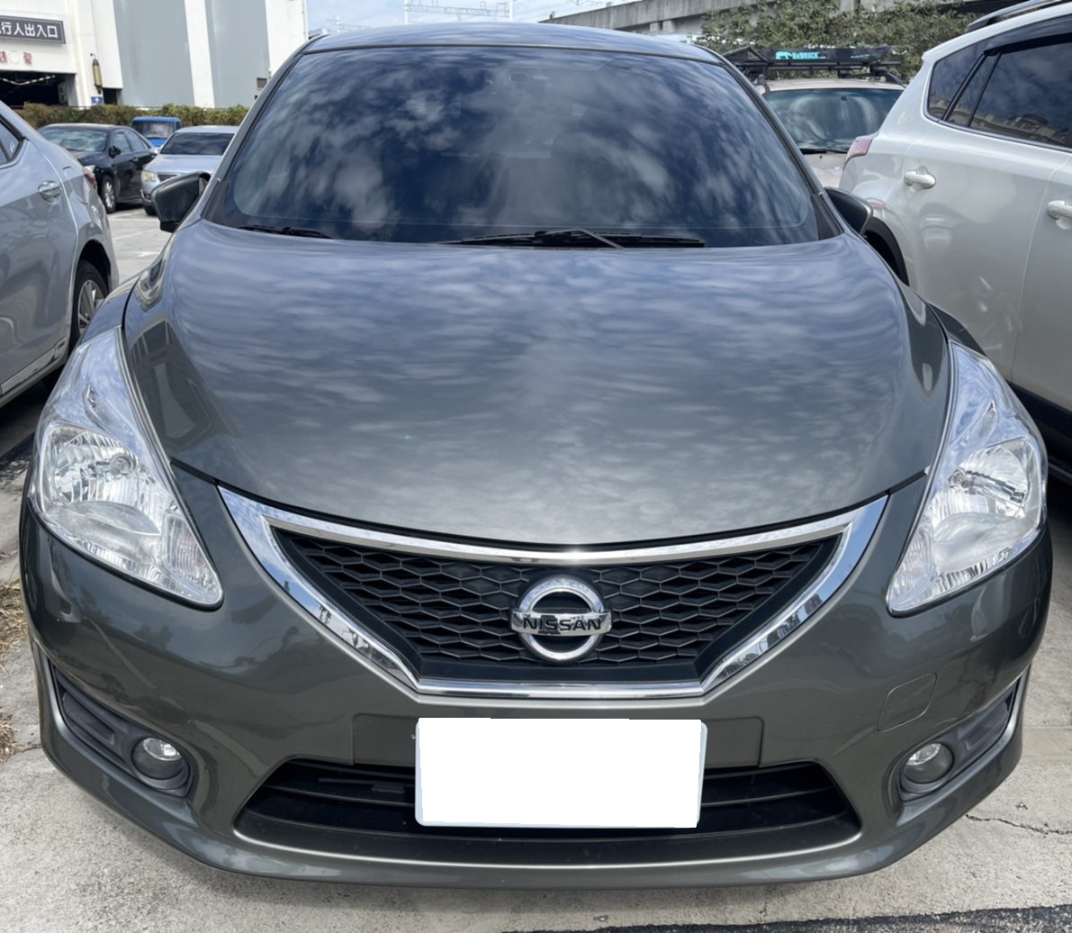 2016 Nissan 日產 Tiida 5d