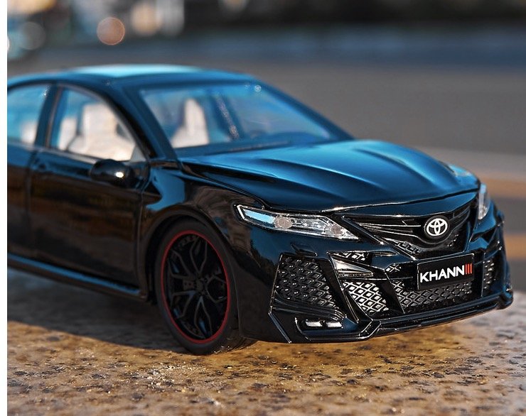 「車苑模型」恆騰 1:24 TOYOTA Camry sports  改裝版 聲光迴力