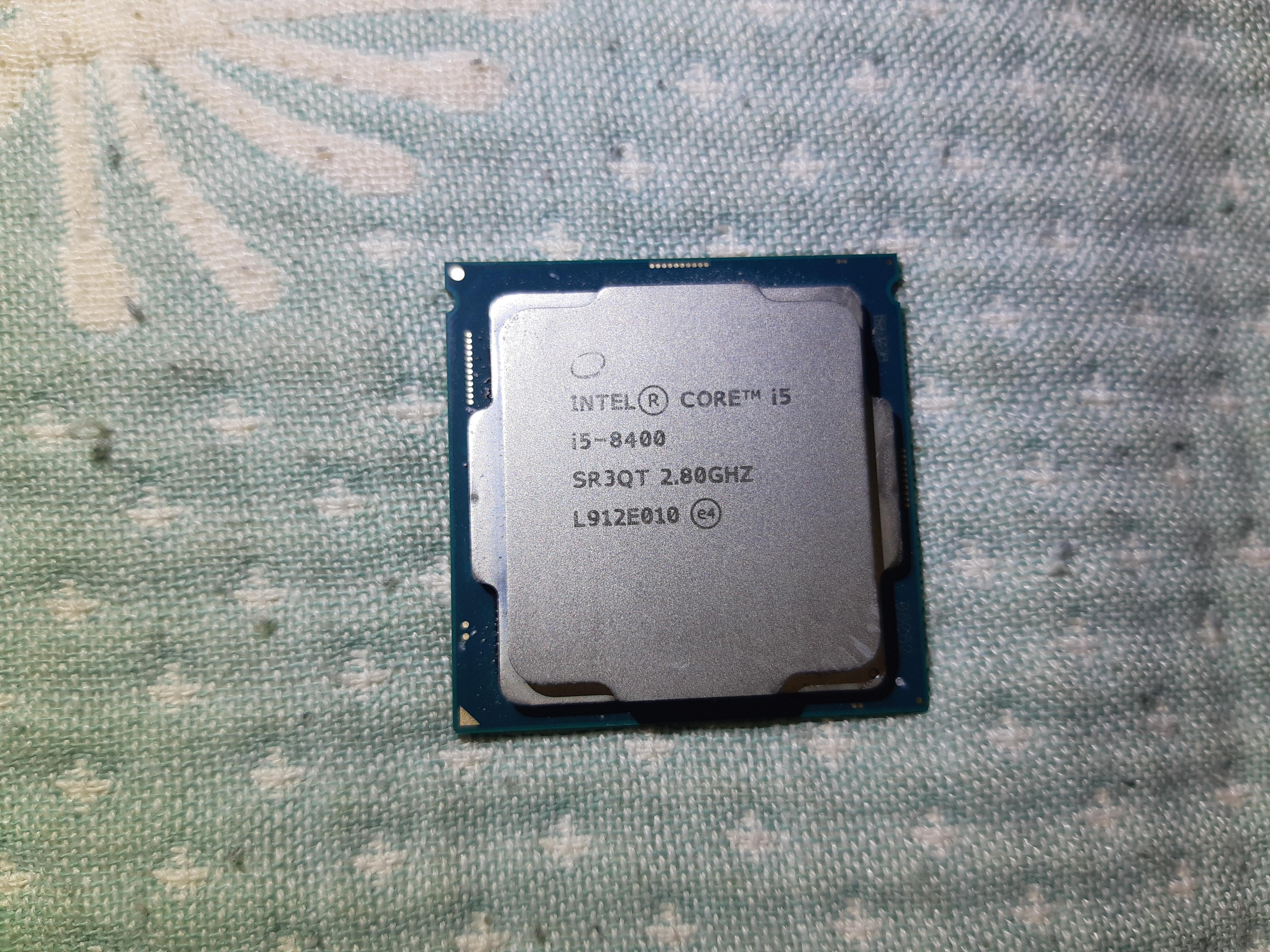 格里菲樂園 ~ Intel i5 8400 CPU 2.8 GHz 1151腳位