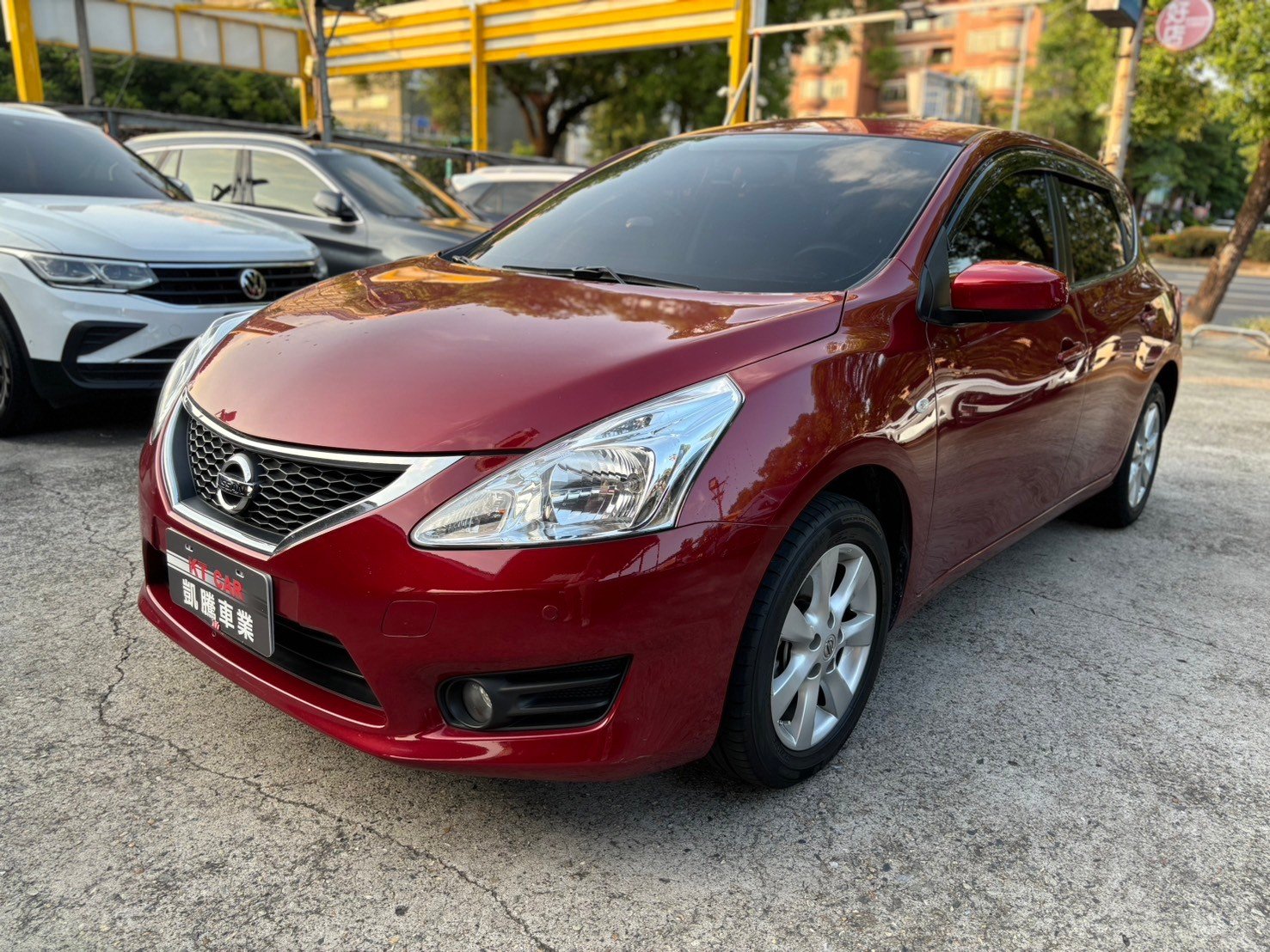 2016 Nissan 日產 Tiida 5d