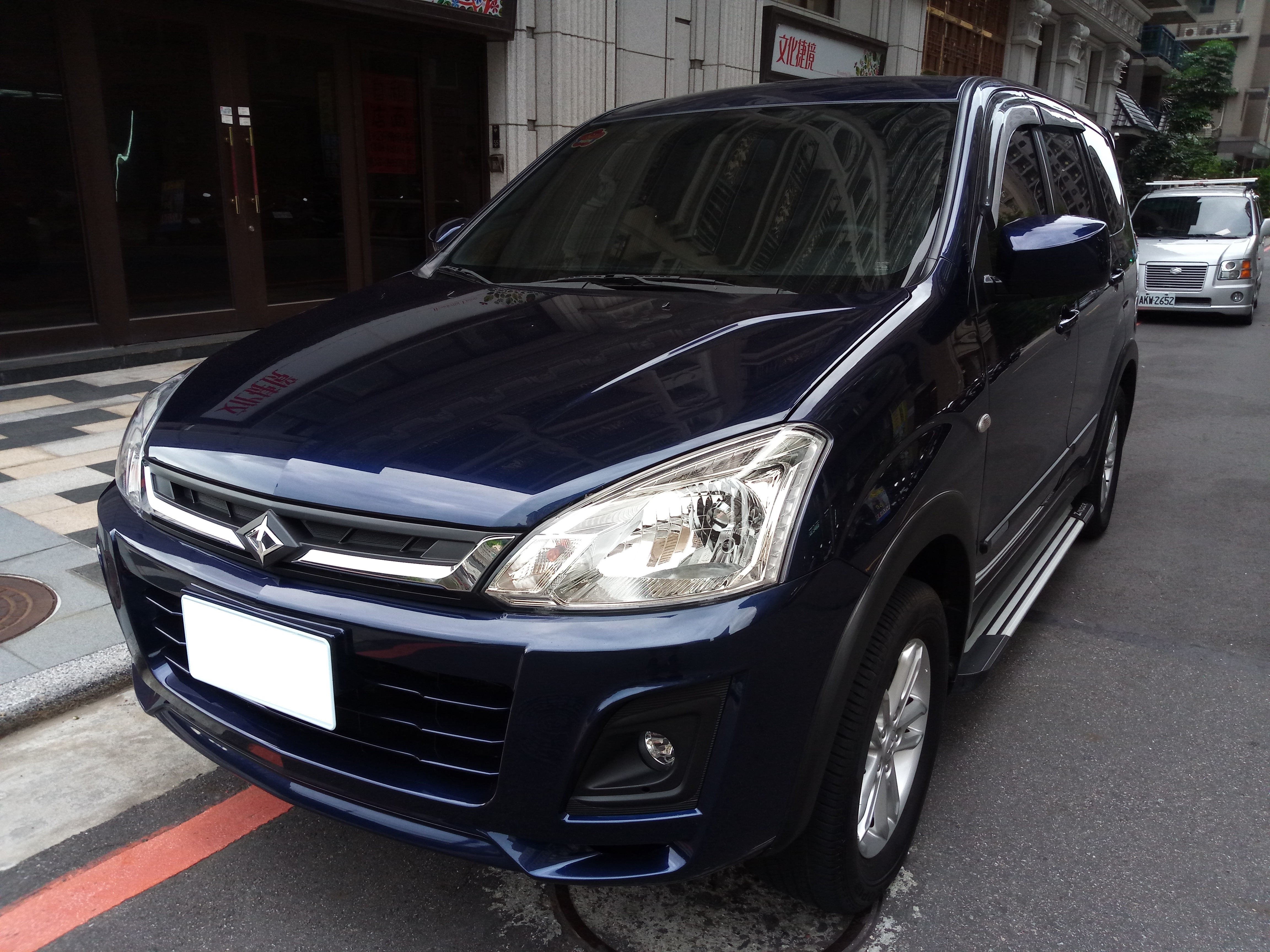 2016 Mitsubishi 三菱 Zinger