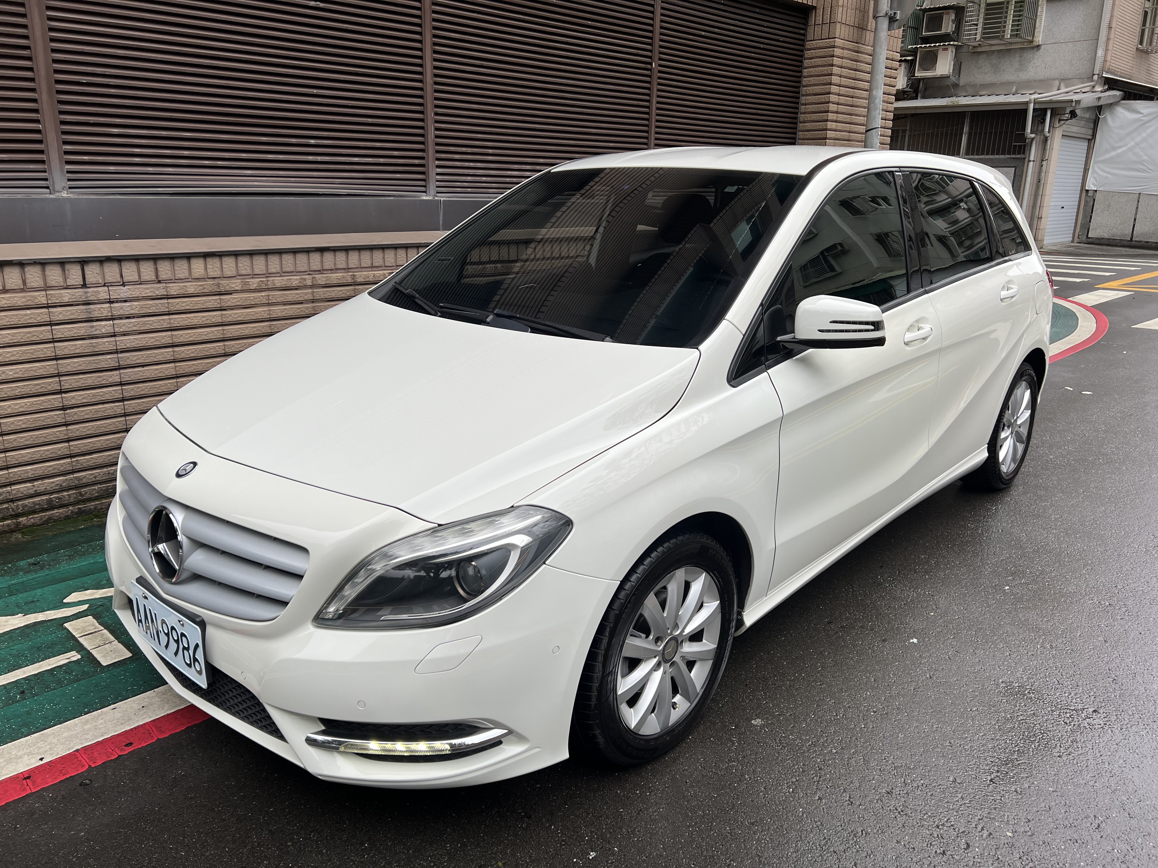 2013 M-Benz 賓士 B-class