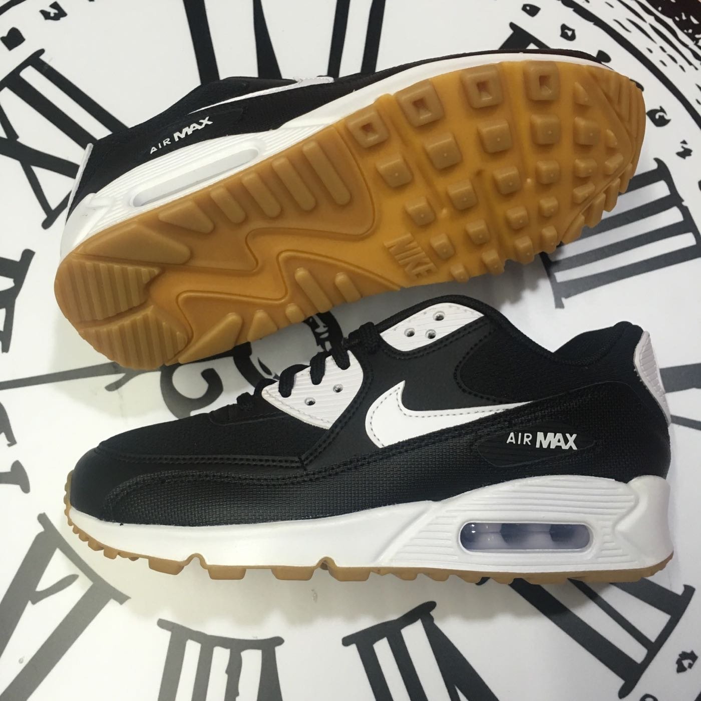 NIKE AIR MAX 90 女運動休閒鞋尺寸：6/23cm~US9/26cm | Yahoo奇摩拍賣