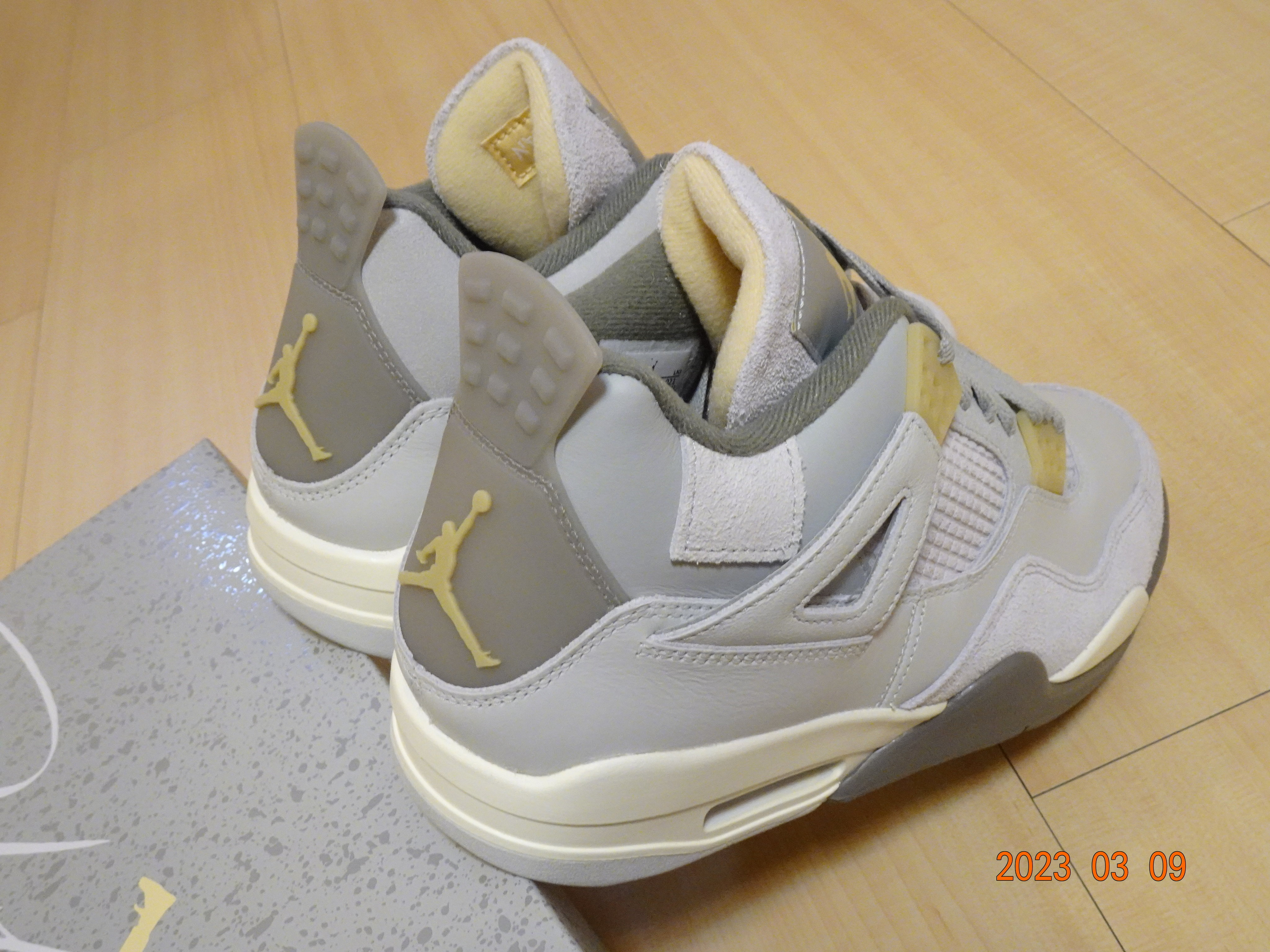 Nike Air Jordan 4 IV Retro SE Craft Photon Dust灰兔子DV3742