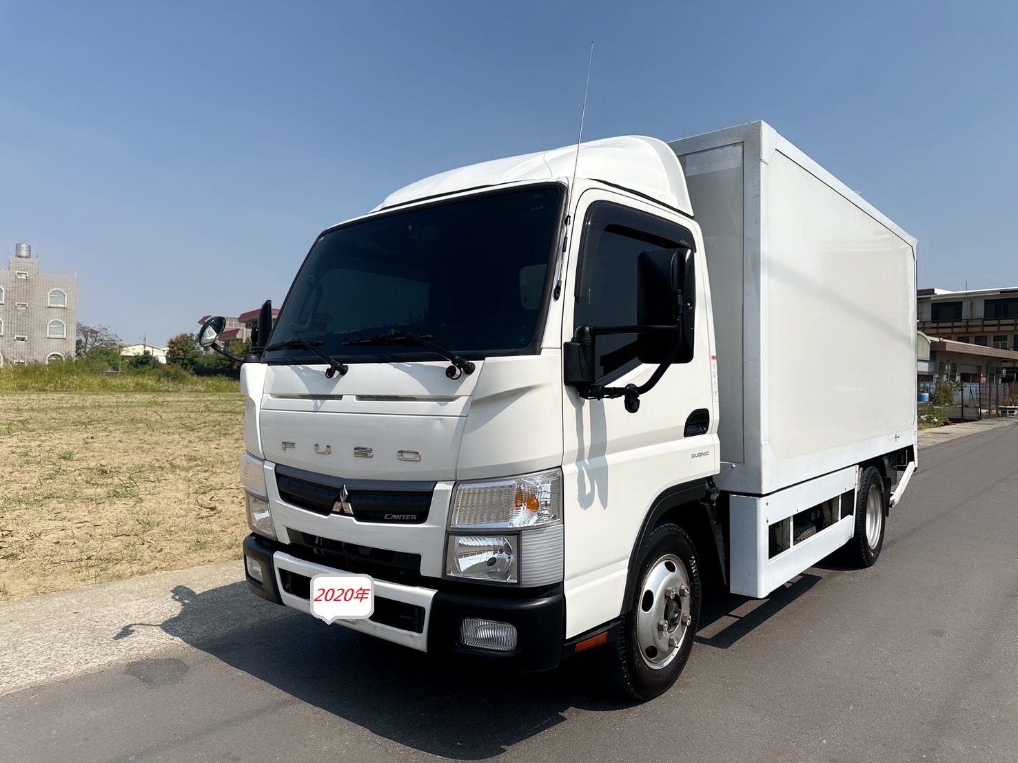 2020 Mitsubishi 三菱 商用車