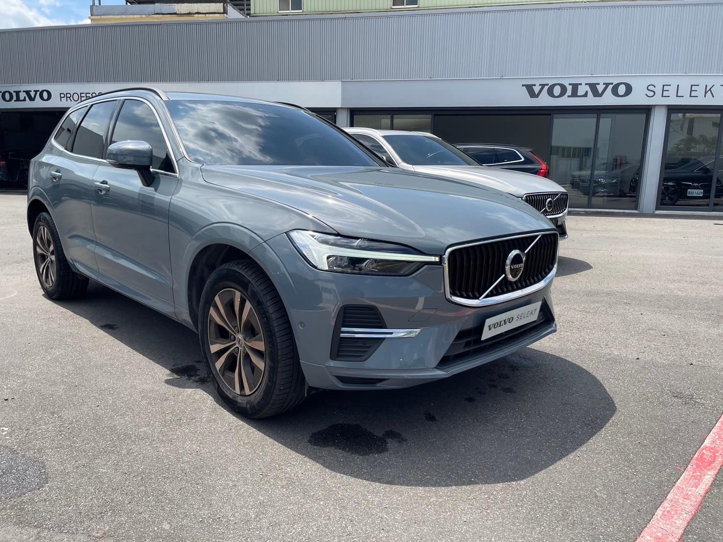 2022 Volvo 富豪 Xc60