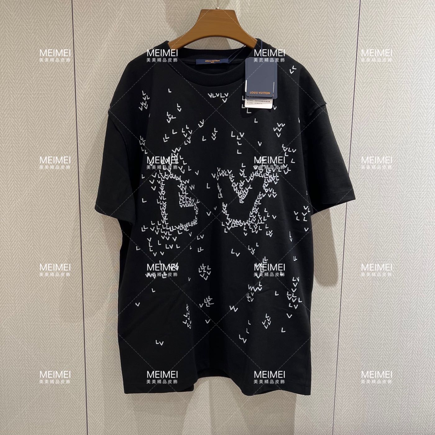 LV Spread Embroidery T-Shirt - Ready-to-Wear 1AA53Y