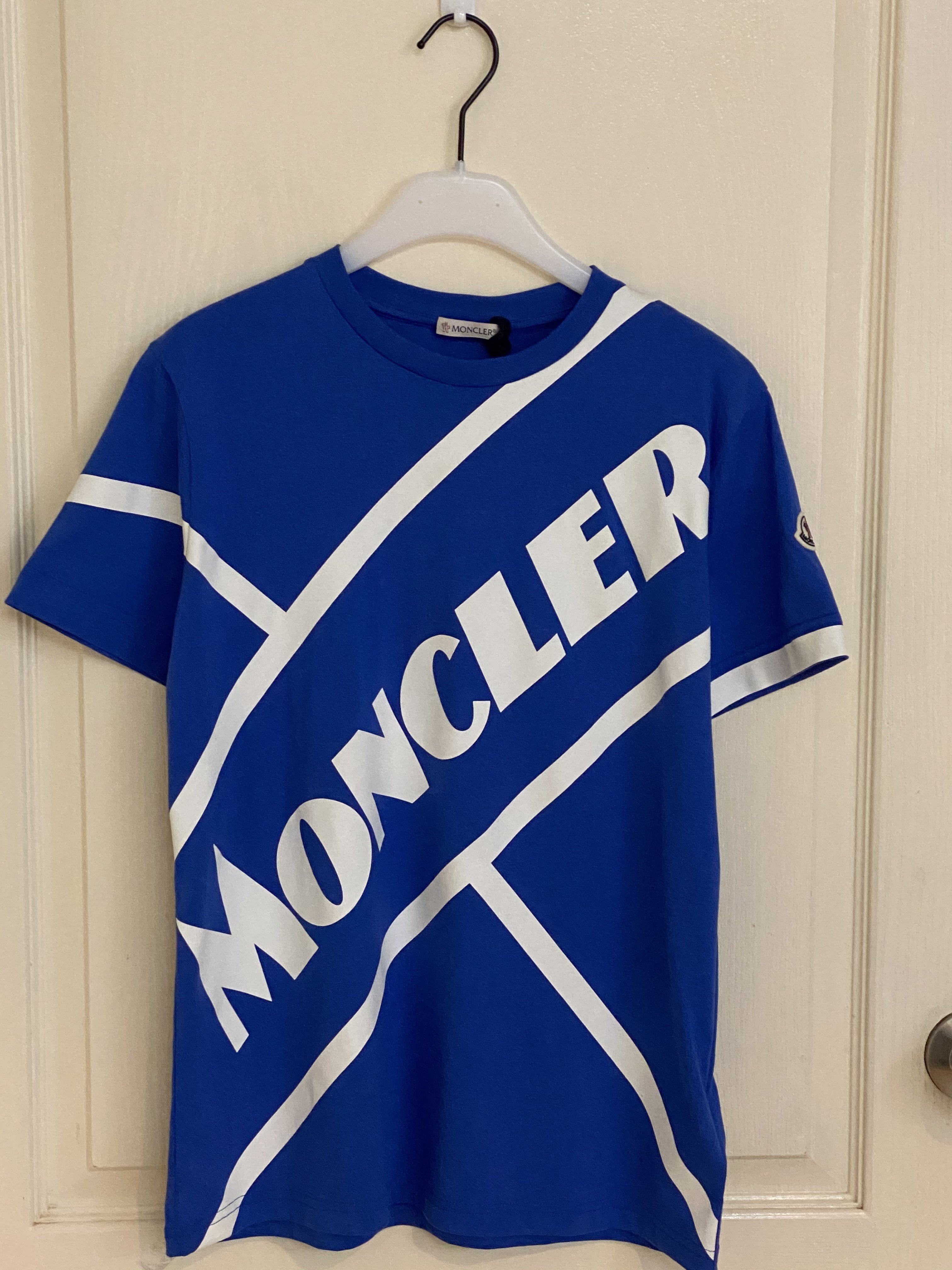 全新 Moncler logo print T-shirt 大童款 14A 現貨 | Yahoo奇摩拍賣