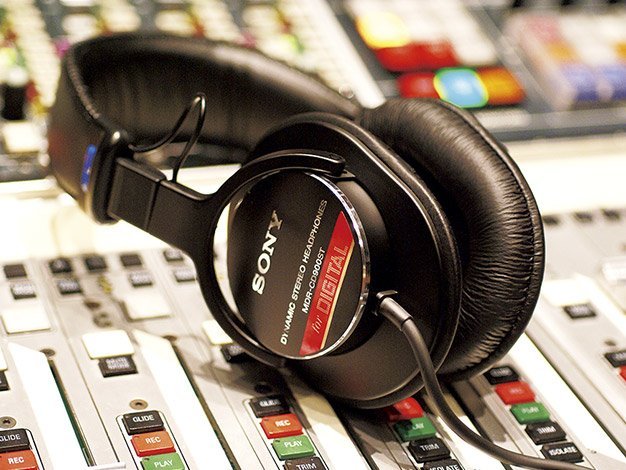 日本SONY 密閉型錄音室監聽耳罩式耳機MDR-CD900ST | Yahoo奇摩拍賣