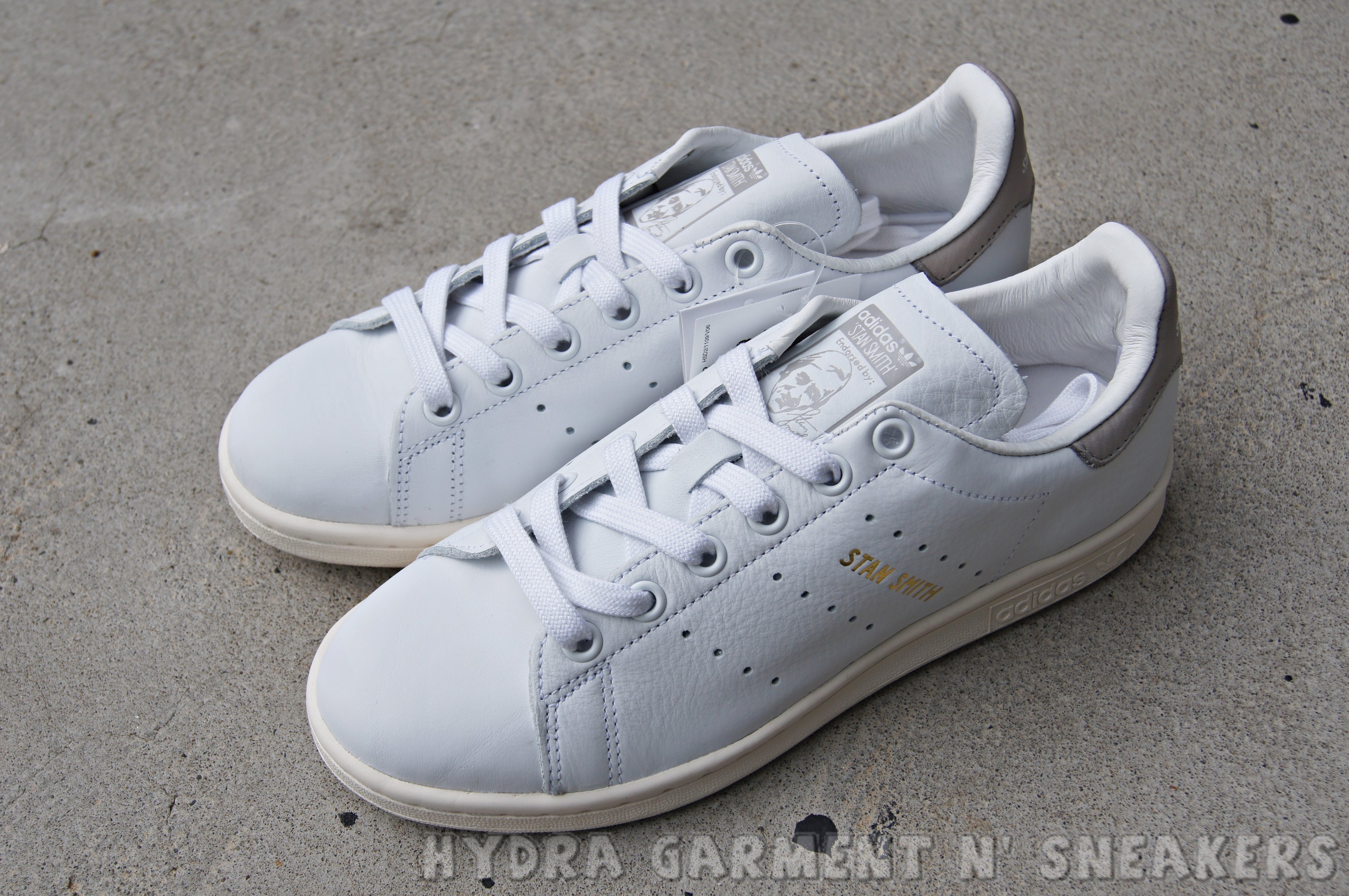 HYDRA】代購ADIDAS ORIGINALS STAN SMITH 白灰奶油底休閒鞋S75075 男女