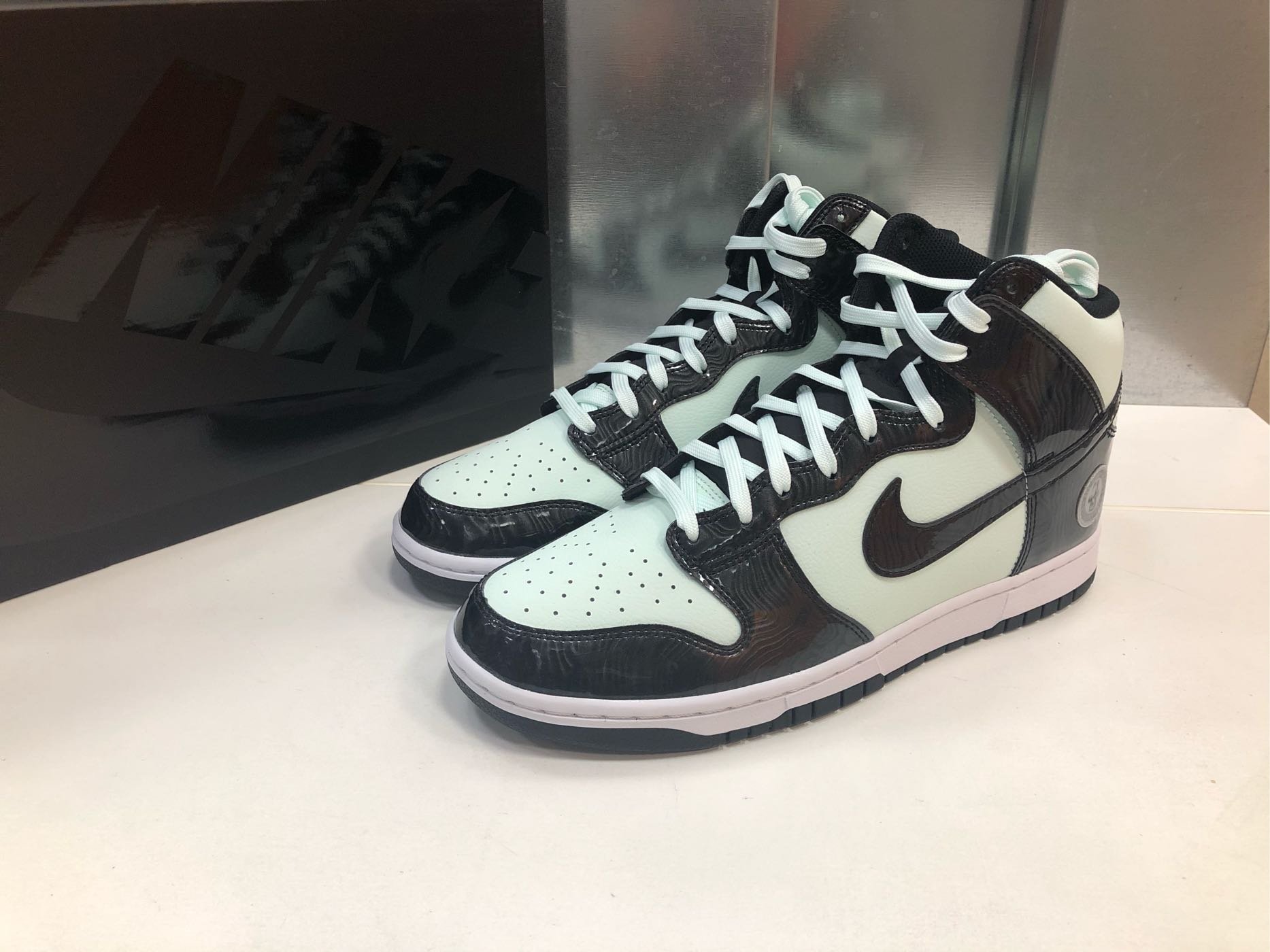 新作製品、世界最高品質人気! 未使用 NIKE DUNK HIGH 