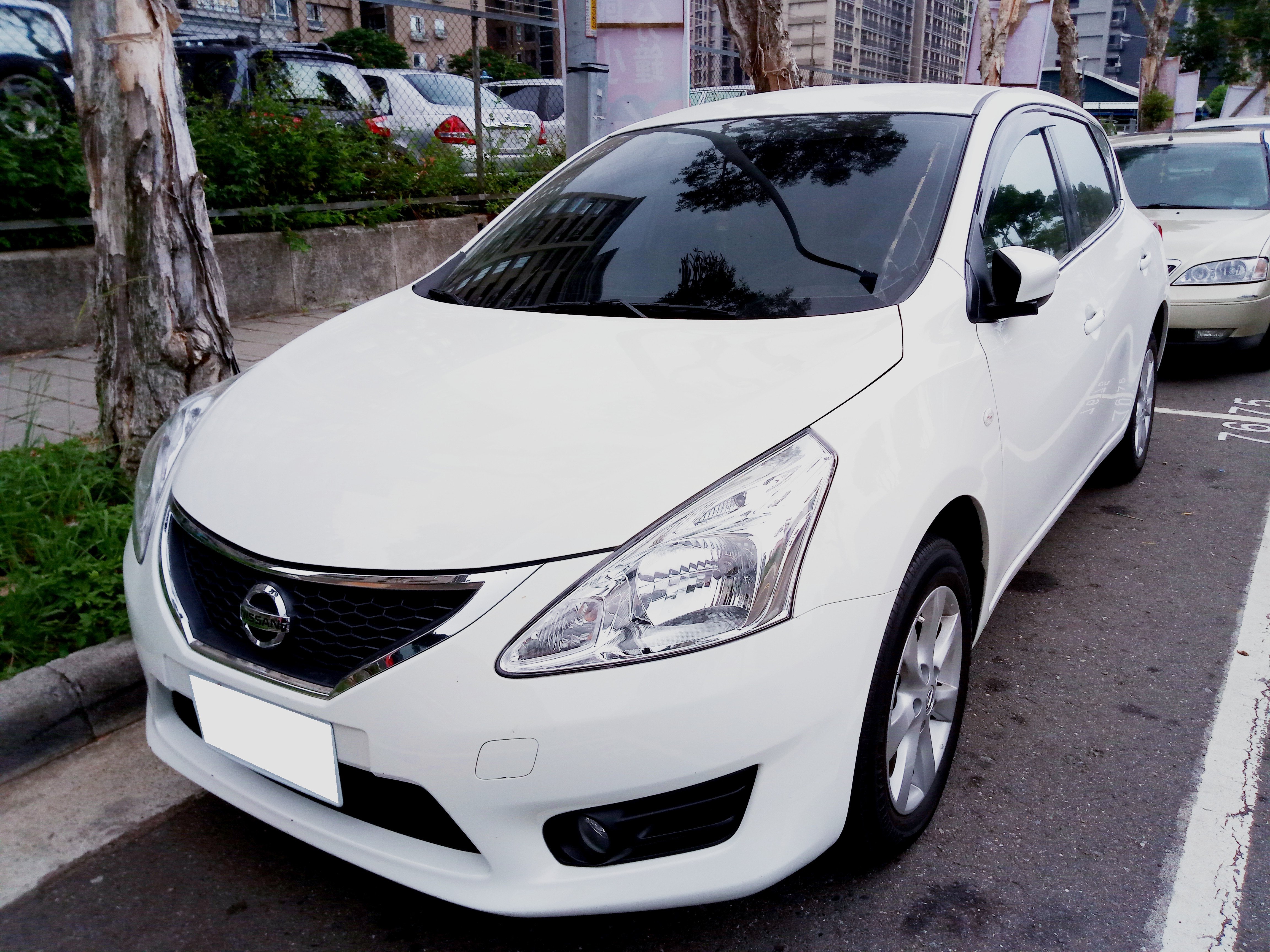 2015 Nissan 日產 Tiida 5d