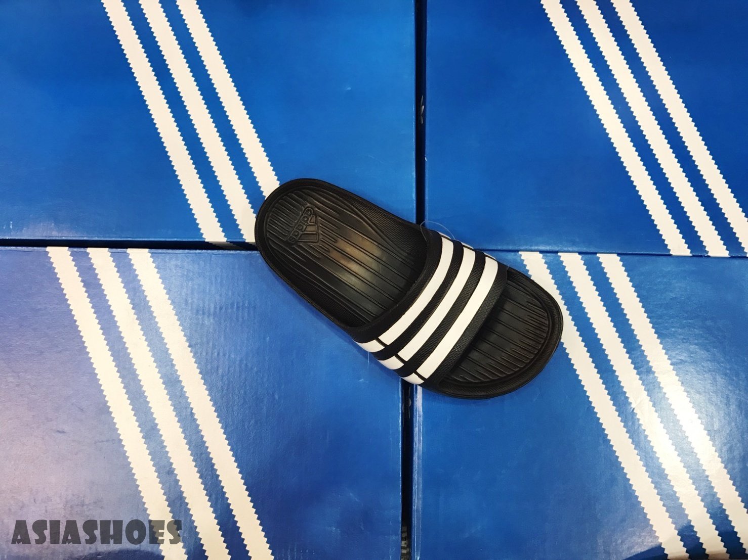 帝安諾-ADIDAS DURAMO SLIDE 一體成形 防 輕量 拖鞋 大童 黑 G06799