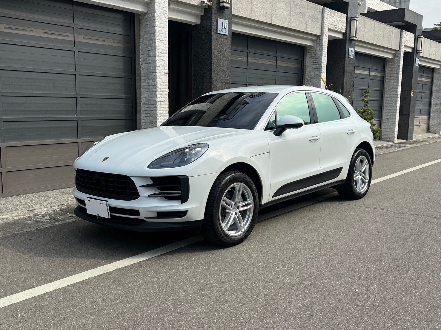 2021 Porsche 保時捷 Macan