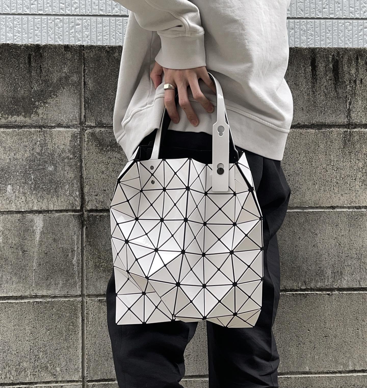 フラワープリント 【BAOBAO ISSEY MIYAKE】新品 ルーセント ホワイト