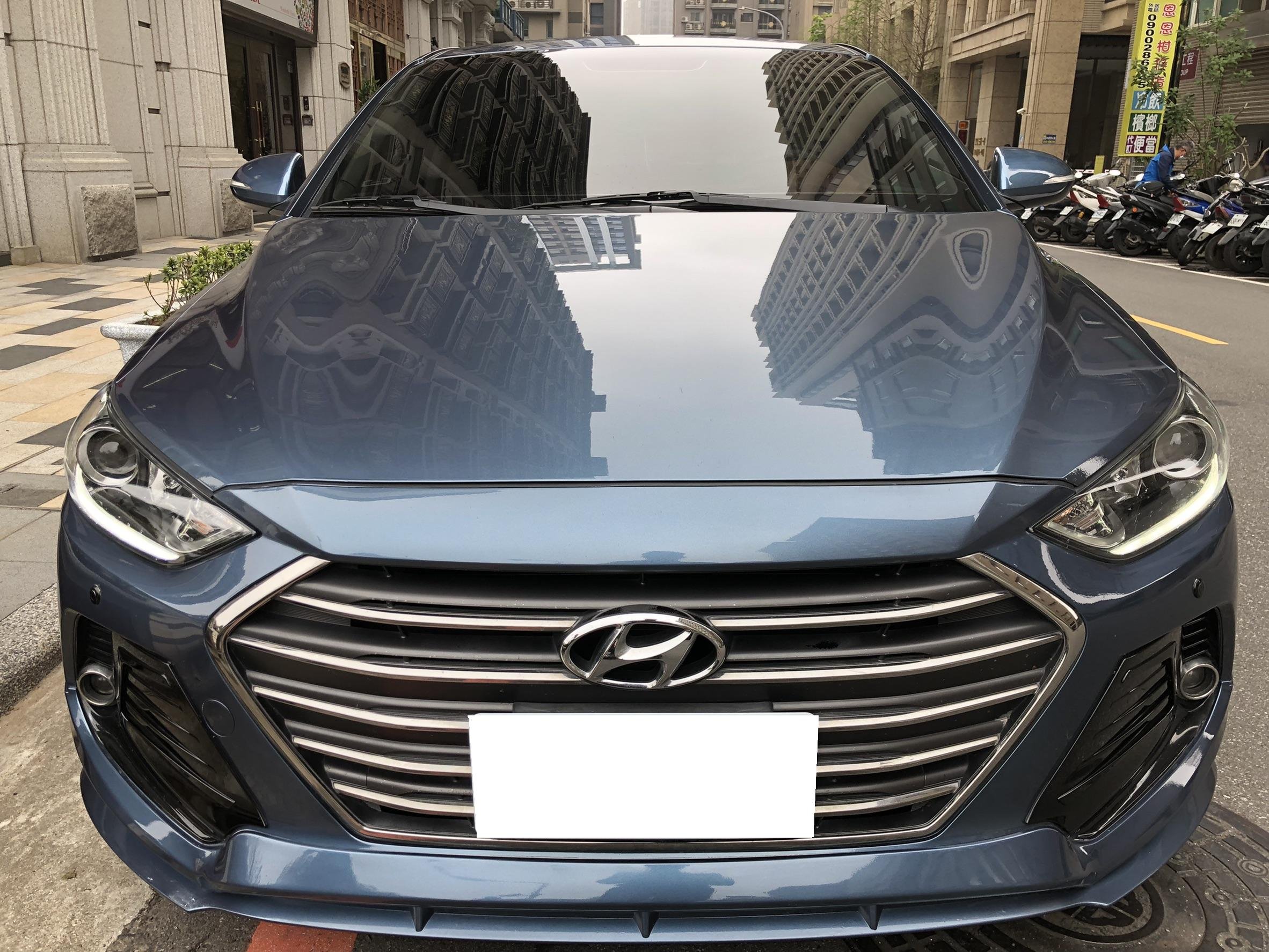 2017 Hyundai 現代 Elantra