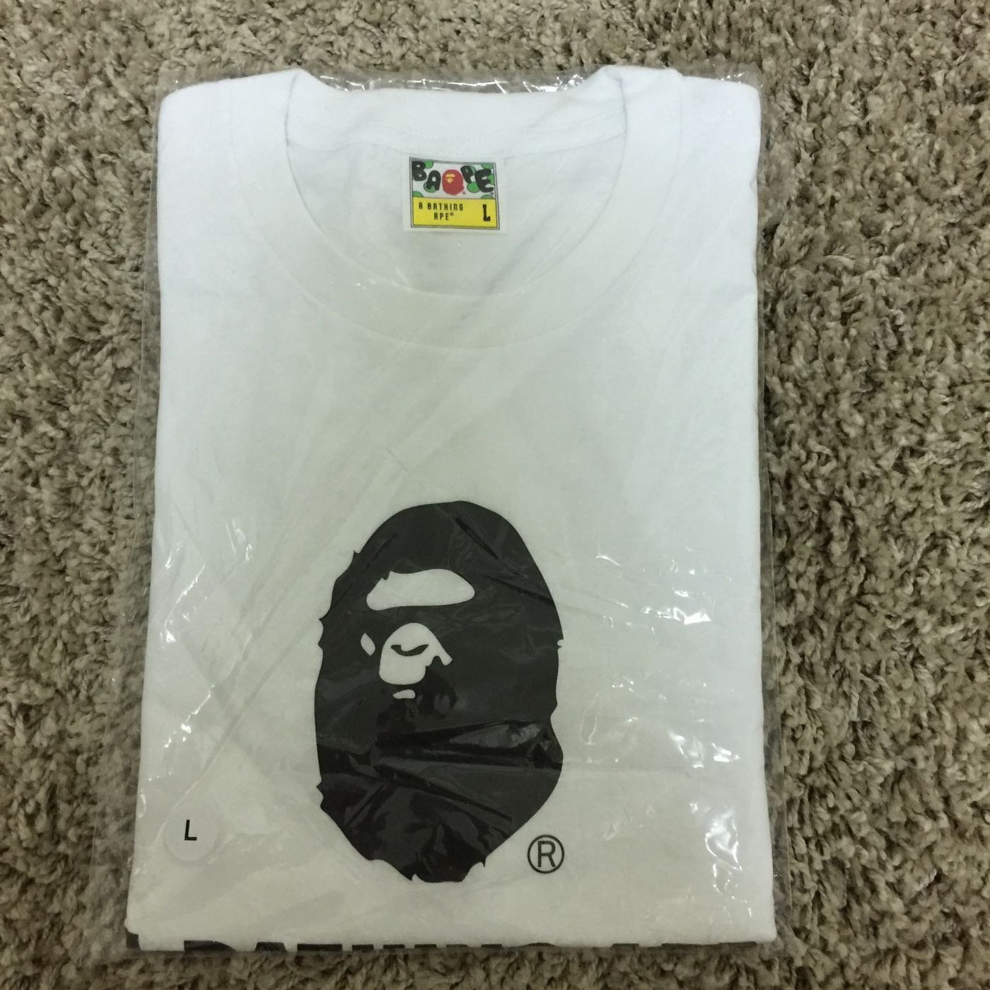 A BATHING APE 2018年新年福袋基本款T恤短T 短袖上衣猿人頭BAPE 潮牌白