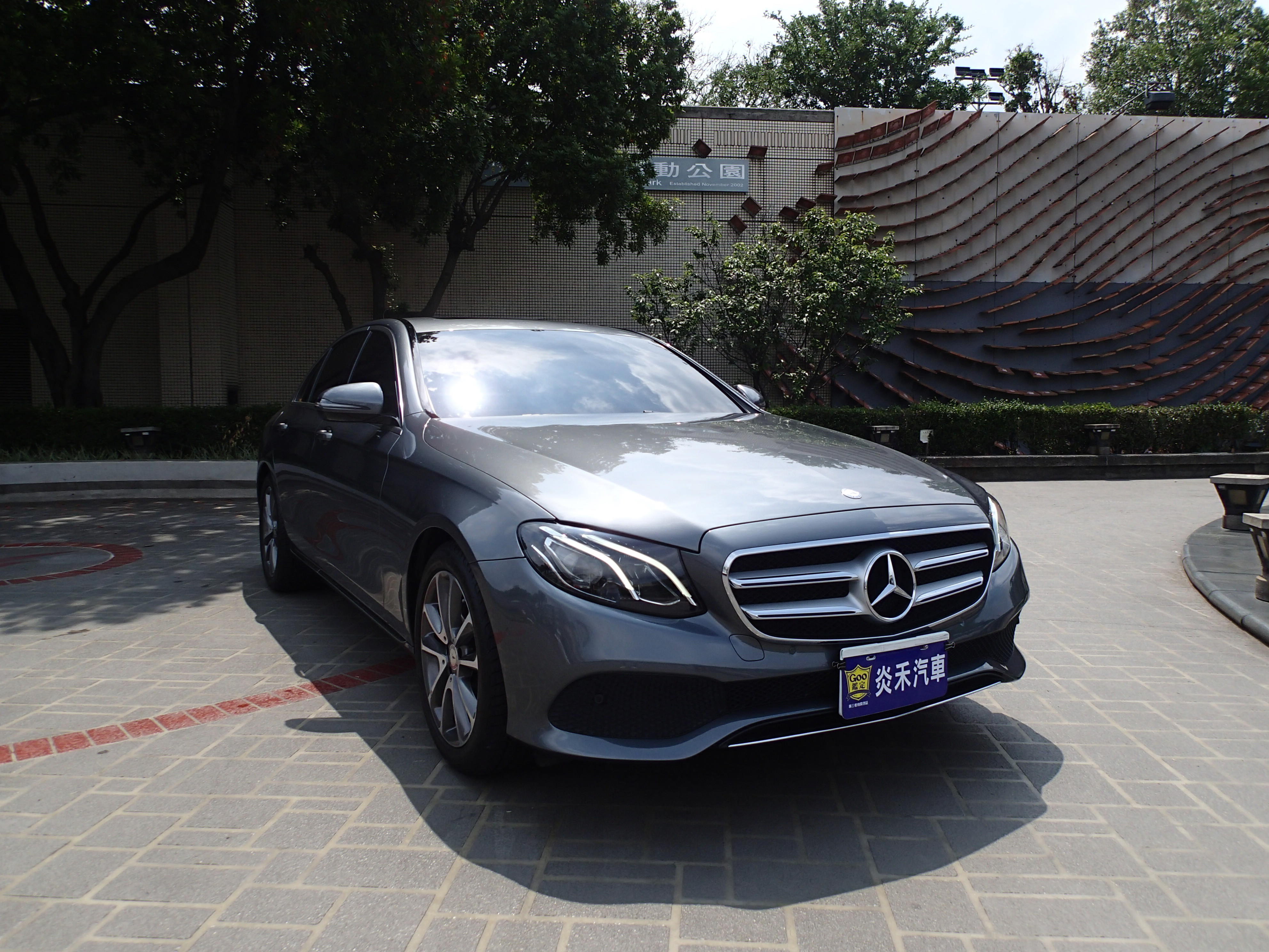 2016 M-Benz 賓士 E-class