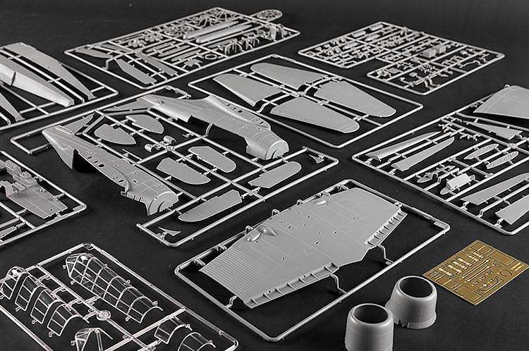 小號手 1/32 美國TBD-1A“蹂躪者”水上魚雷攻擊機 03233