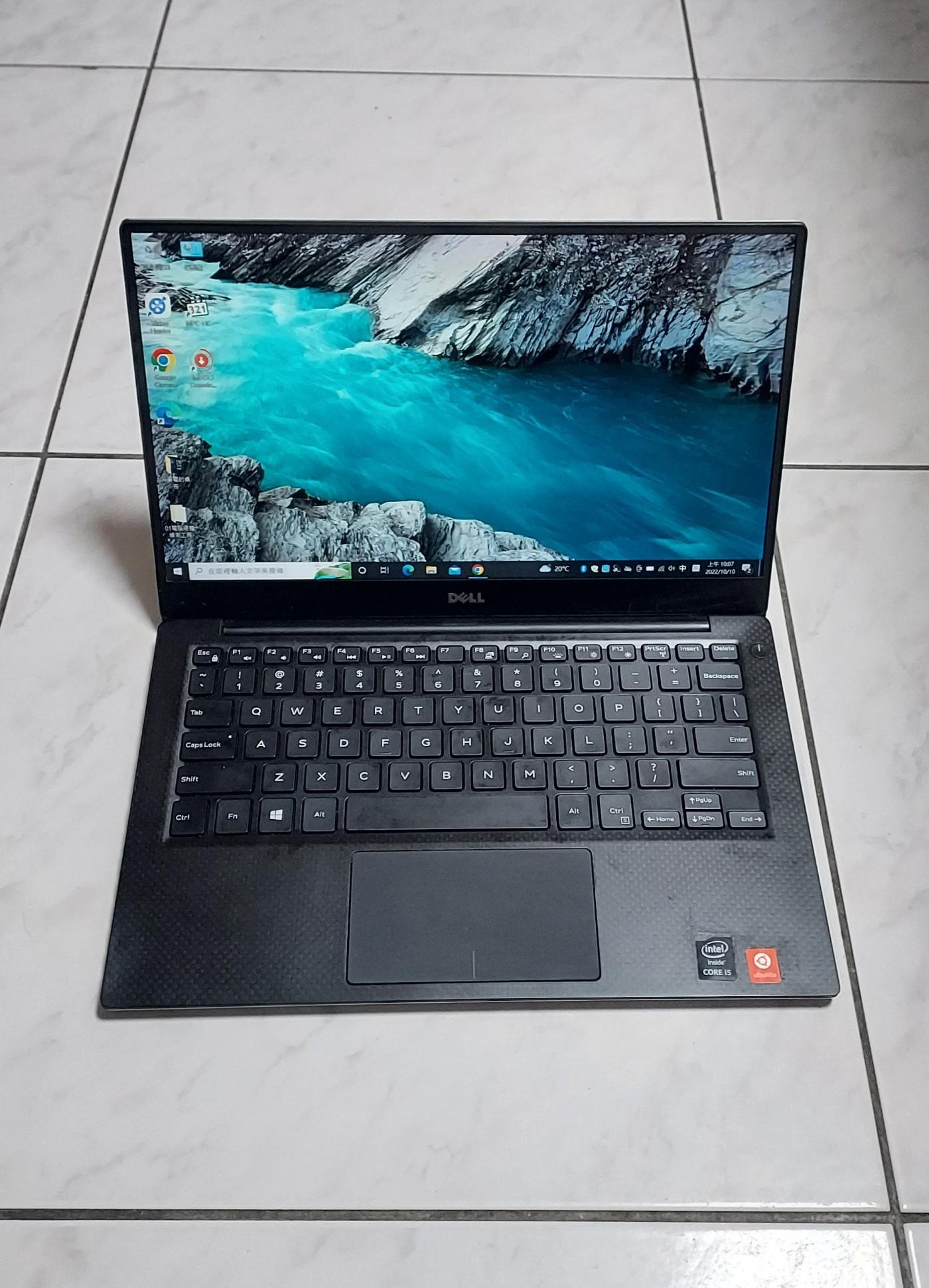 戴爾13.3吋DELL XPS 13 9343 i5-5200U/8G RAM/三星SSD256GB 稀少精選窄框超薄筆電/1.18公斤/附原廠新電池及變壓器