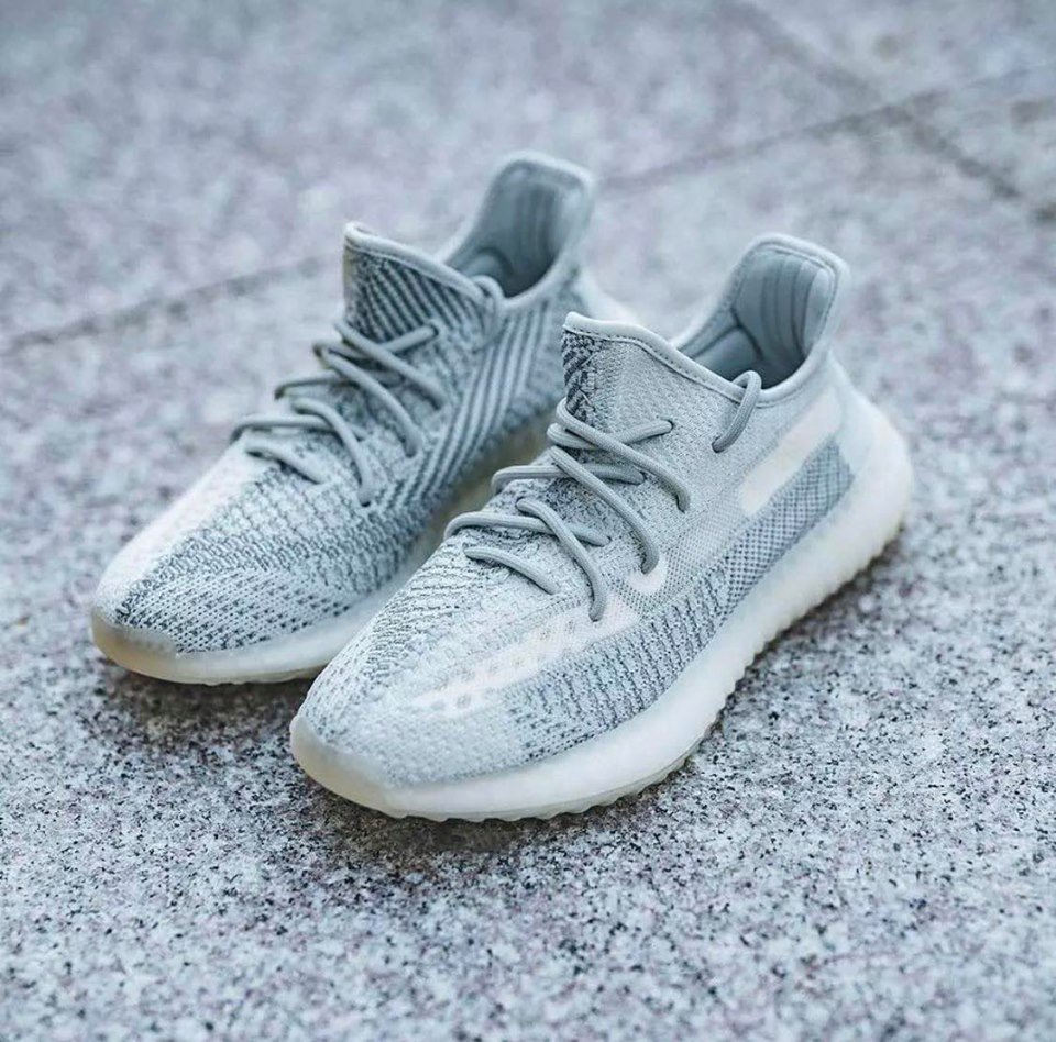 ADIDAS YEEZY BOOST 350 V2 CLOUD WHITE FW3043 冰藍男鞋| Yahoo奇摩拍賣