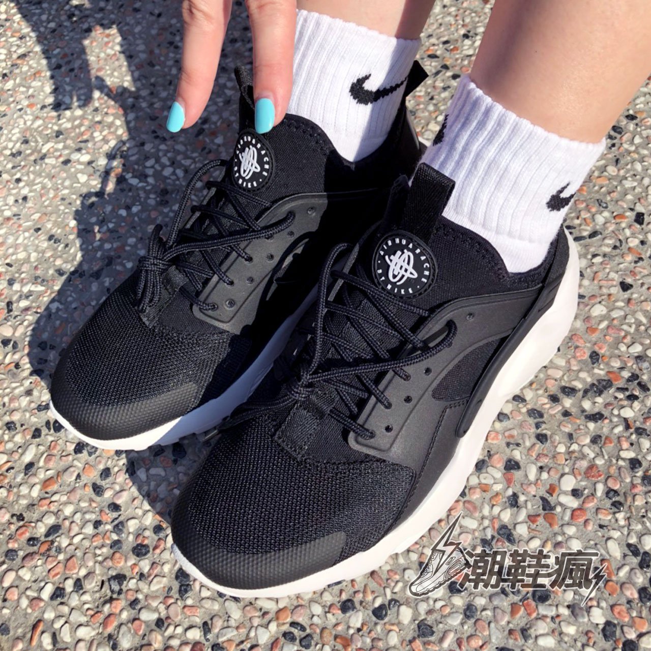 {潮鞋瘋}NIKE AIR HUARACHE RUN ULTRA黑白 三代武士鞋慢跑 情侶款 女段 819685-016