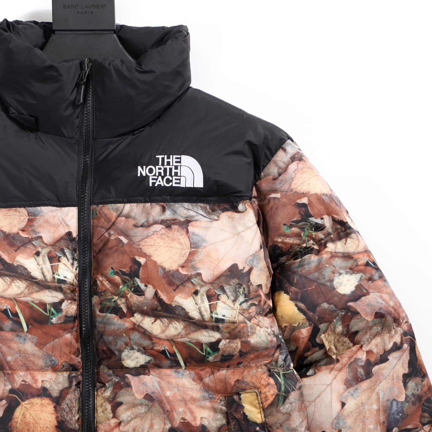 Supreme The North Face Nuptse Leaves | Yahoo奇摩拍賣