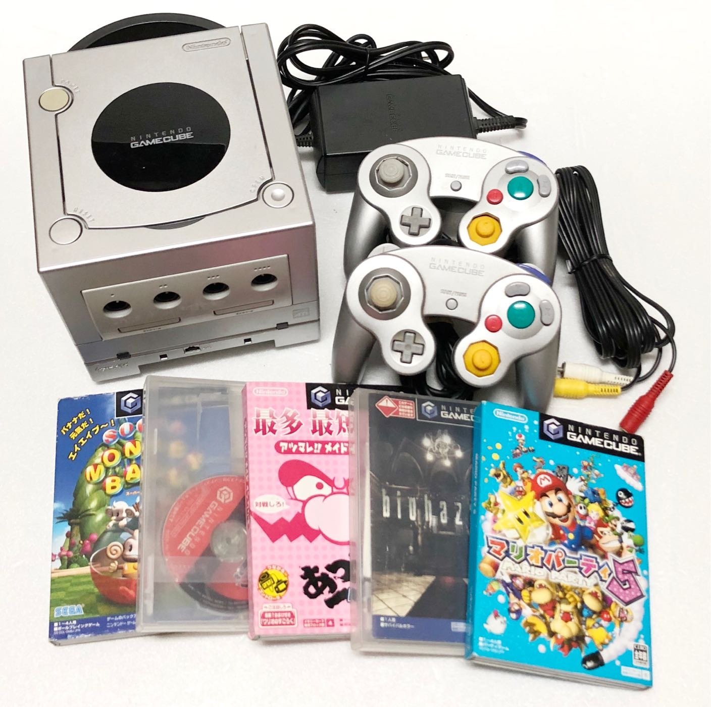 任天堂NGC Nintendo GameCube 主機、手把*2、遊戲*5、Gameboy GBA 轉接