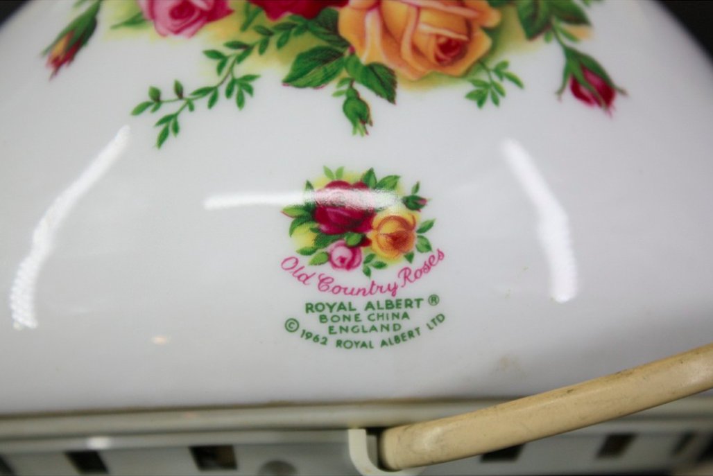 旭鑫骨瓷】ROYAL ALBERT Old country rose老鎮玫瑰系列電話古董(C.07