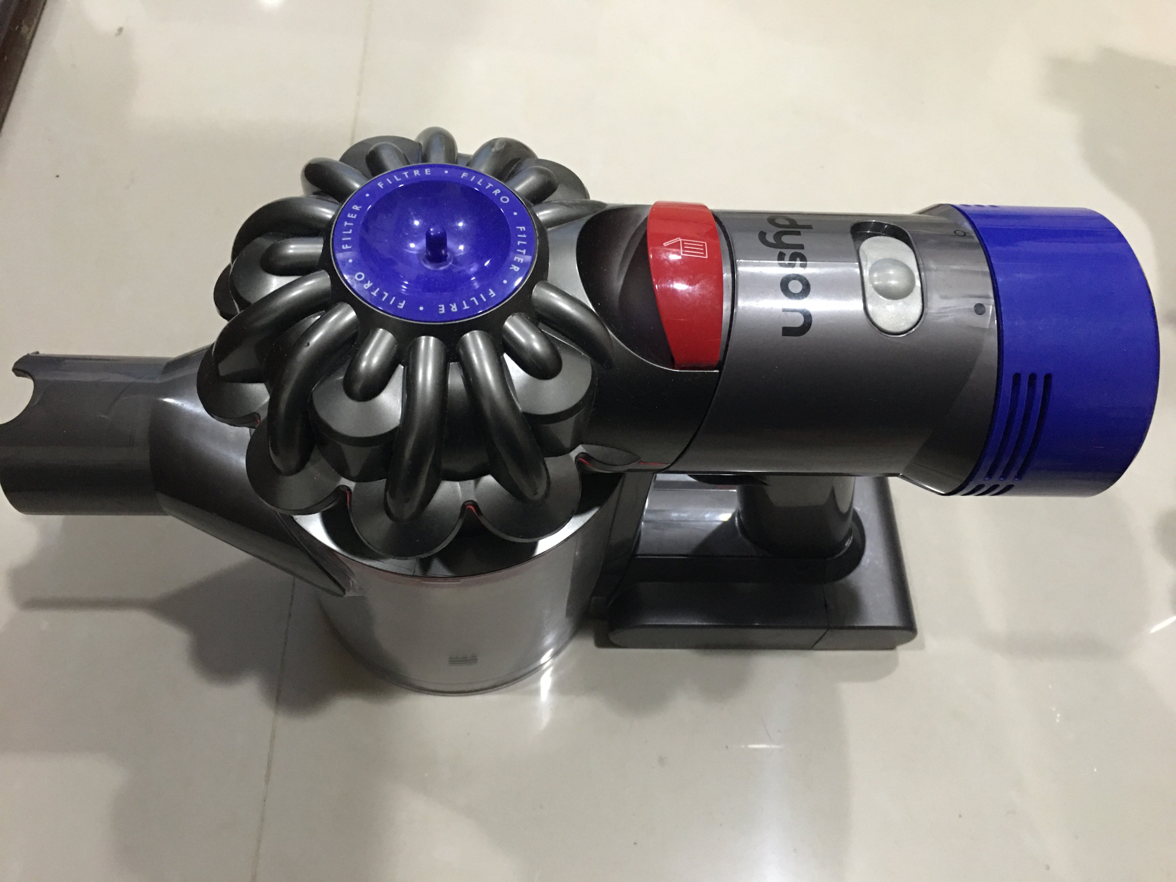 Dyson V6 V7 V8 V10 V11 SV09 SV11 SV12 維修吸頭馬達10分鐘，台北到府維修