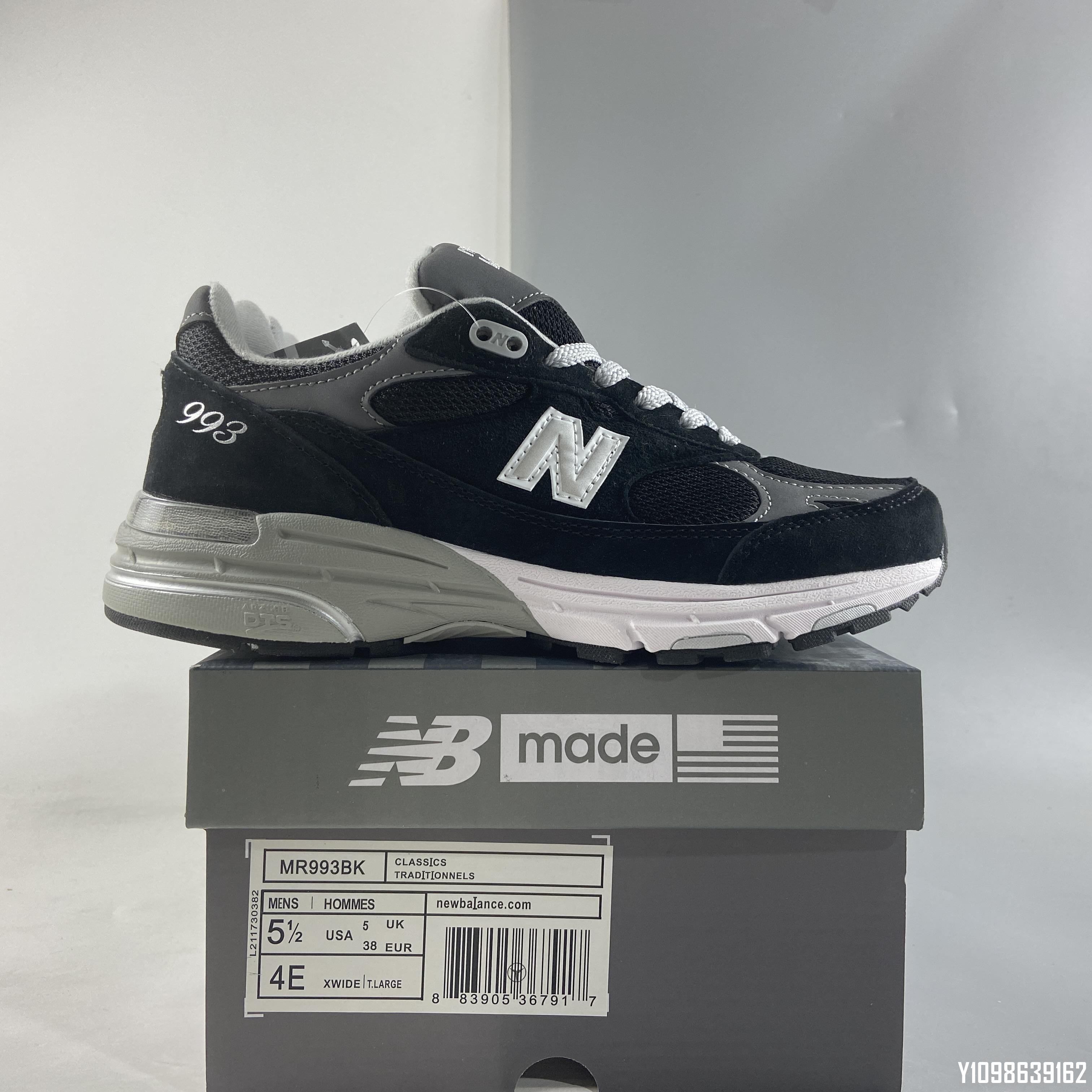 New Balance NB Made In USA M993 黑灰麂皮防滑慢跑鞋MR993BK 36-45