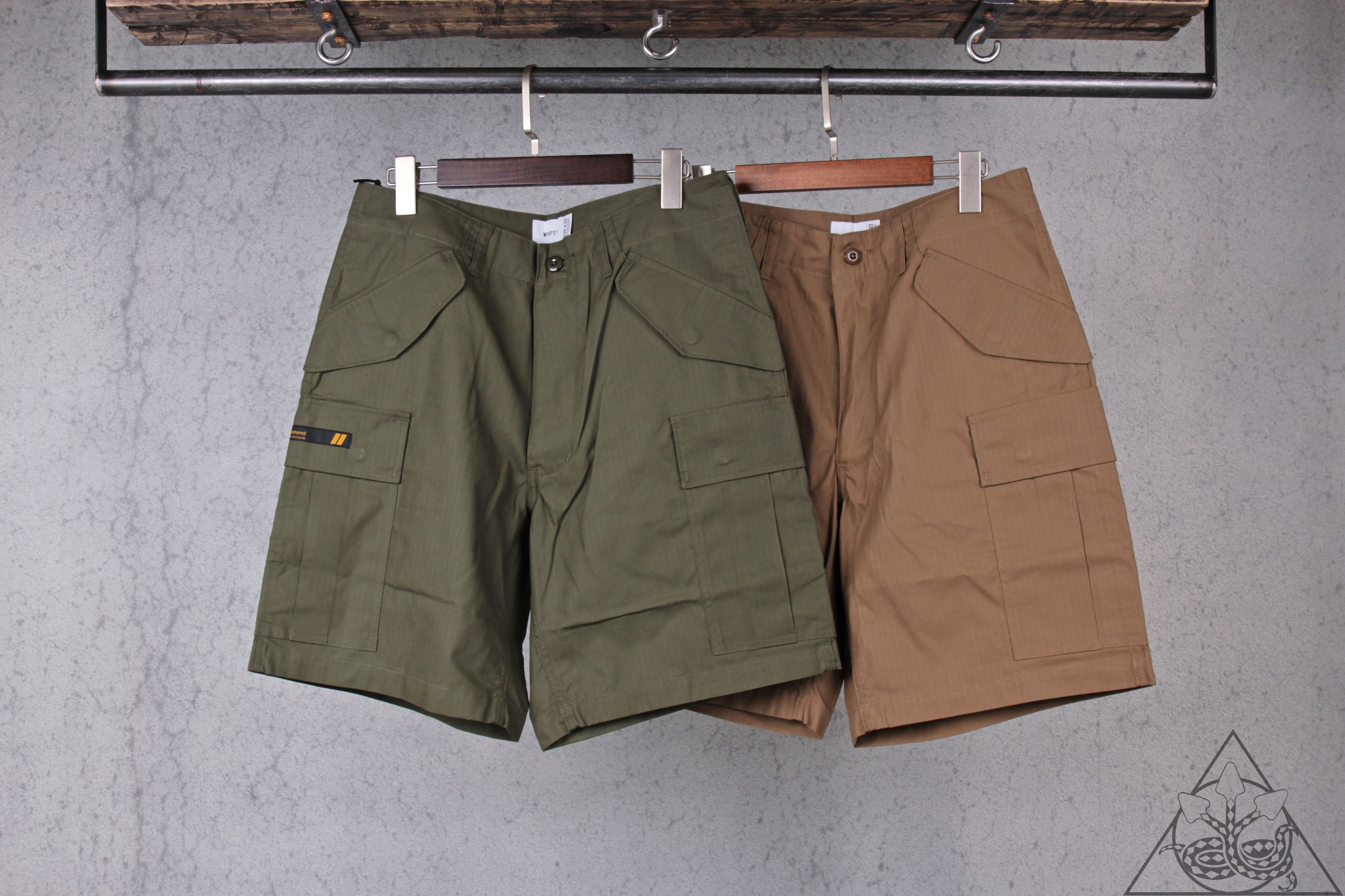 wtaps cargo shorts-