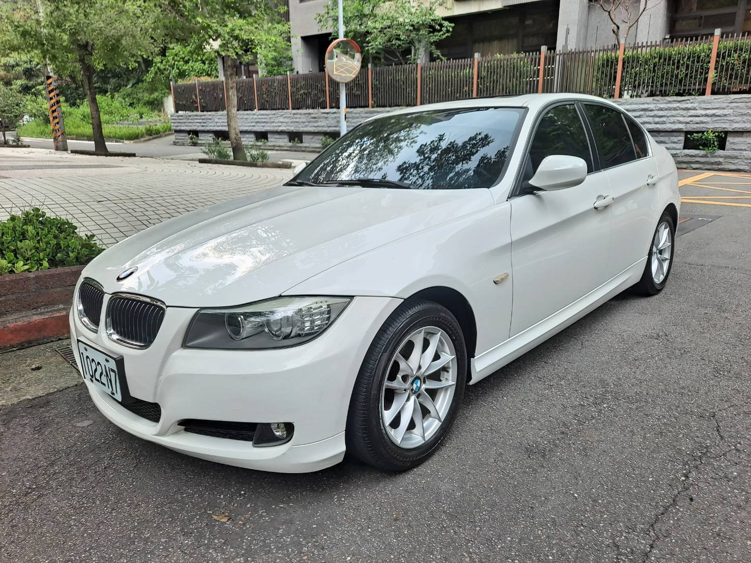 2011 BMW 寶馬 3-series sedan