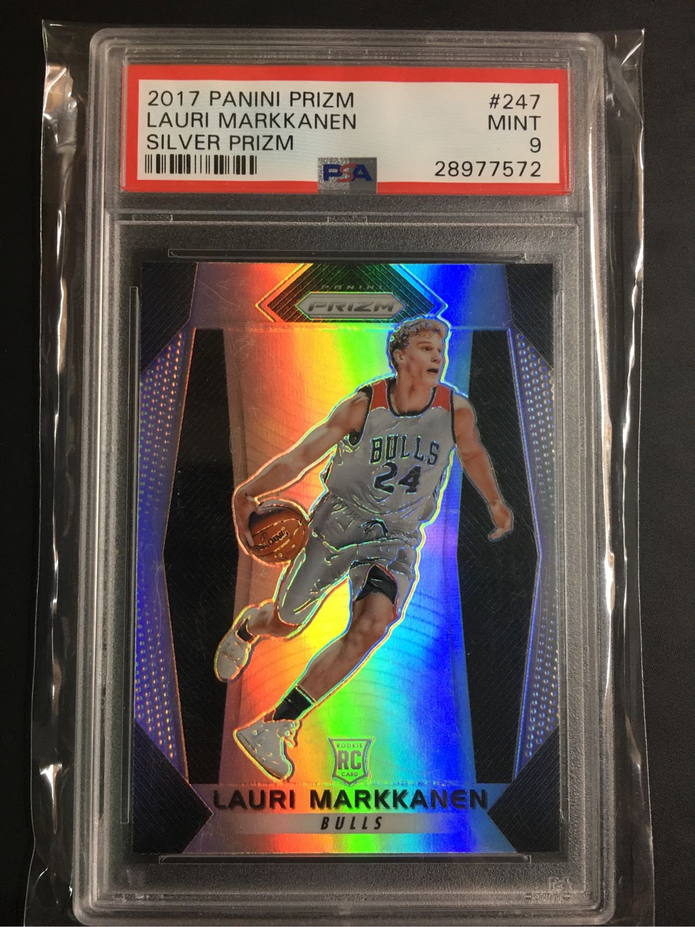 Lauri Markkanen 銀亮Prizm Silver 鑑定PSA9級新人卡RC Rookie | Yahoo