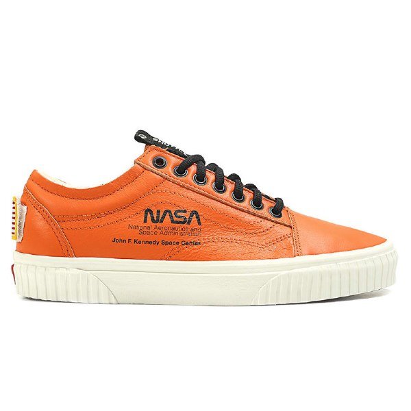 vans space voyager