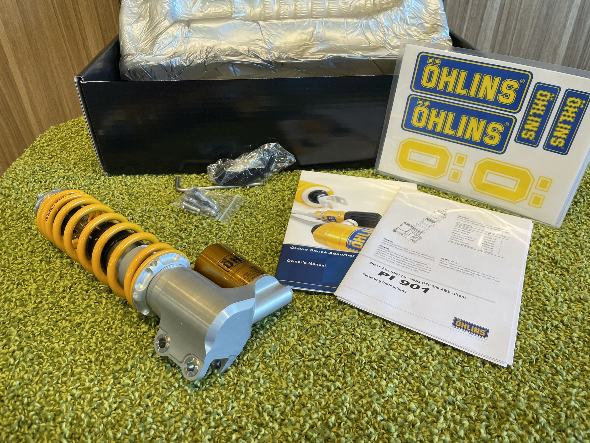 [🏅️金牌Ohlins ] Vespa GTS GTV 300 Ohlins  偉士牌 專用 避震器 歐老師 一年保固