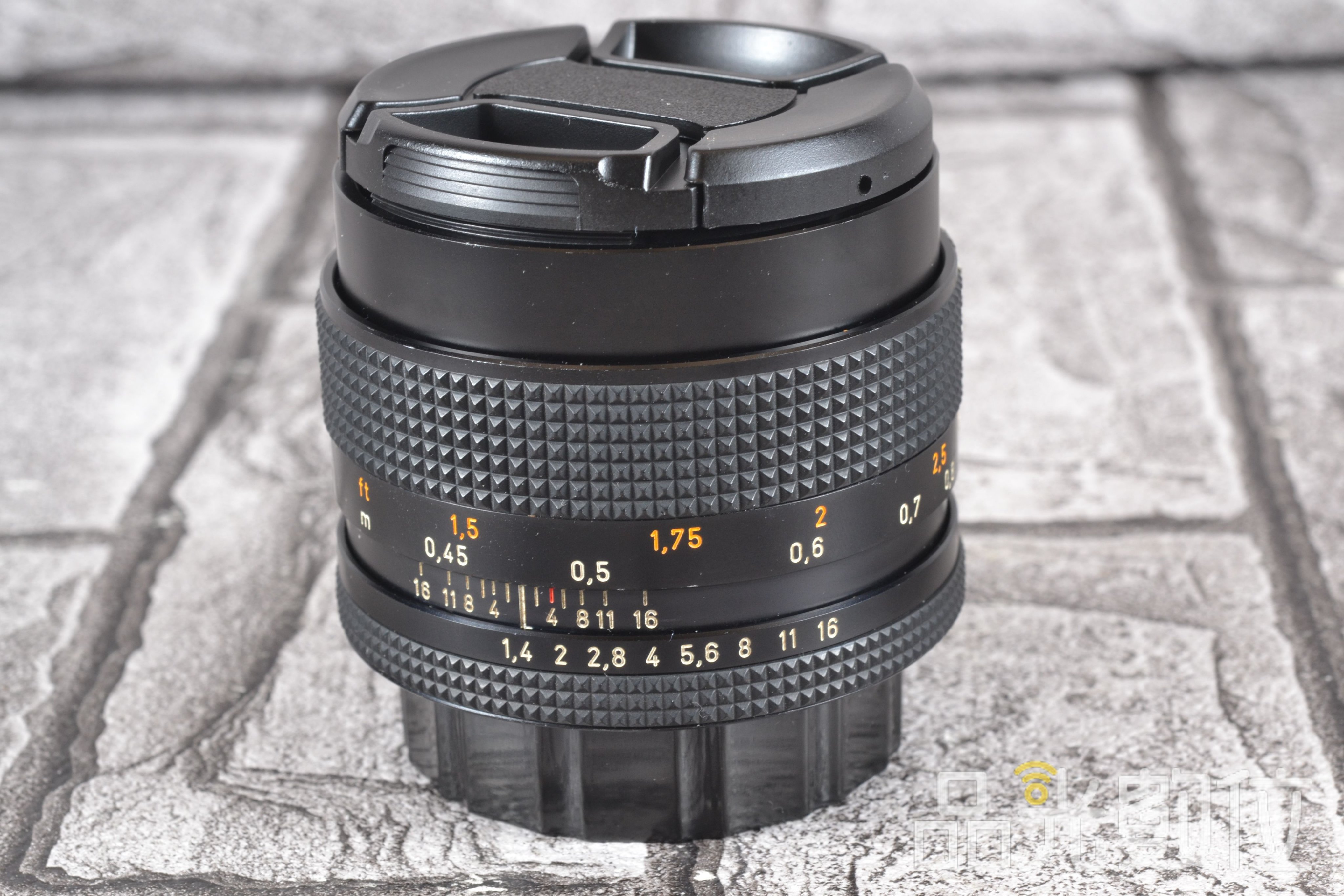 □ほぼ新品□ Carl Zeiss Planar T*50mm F1.4 AEJ-